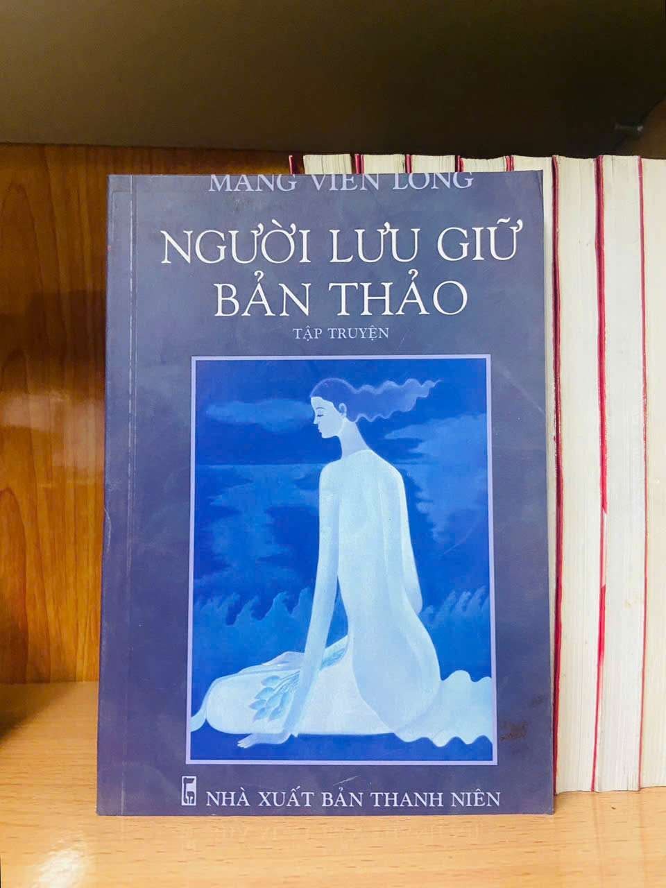 Người lưu giữ bản thảo - Mang Viên Long VĂN HỌC VAVO0810