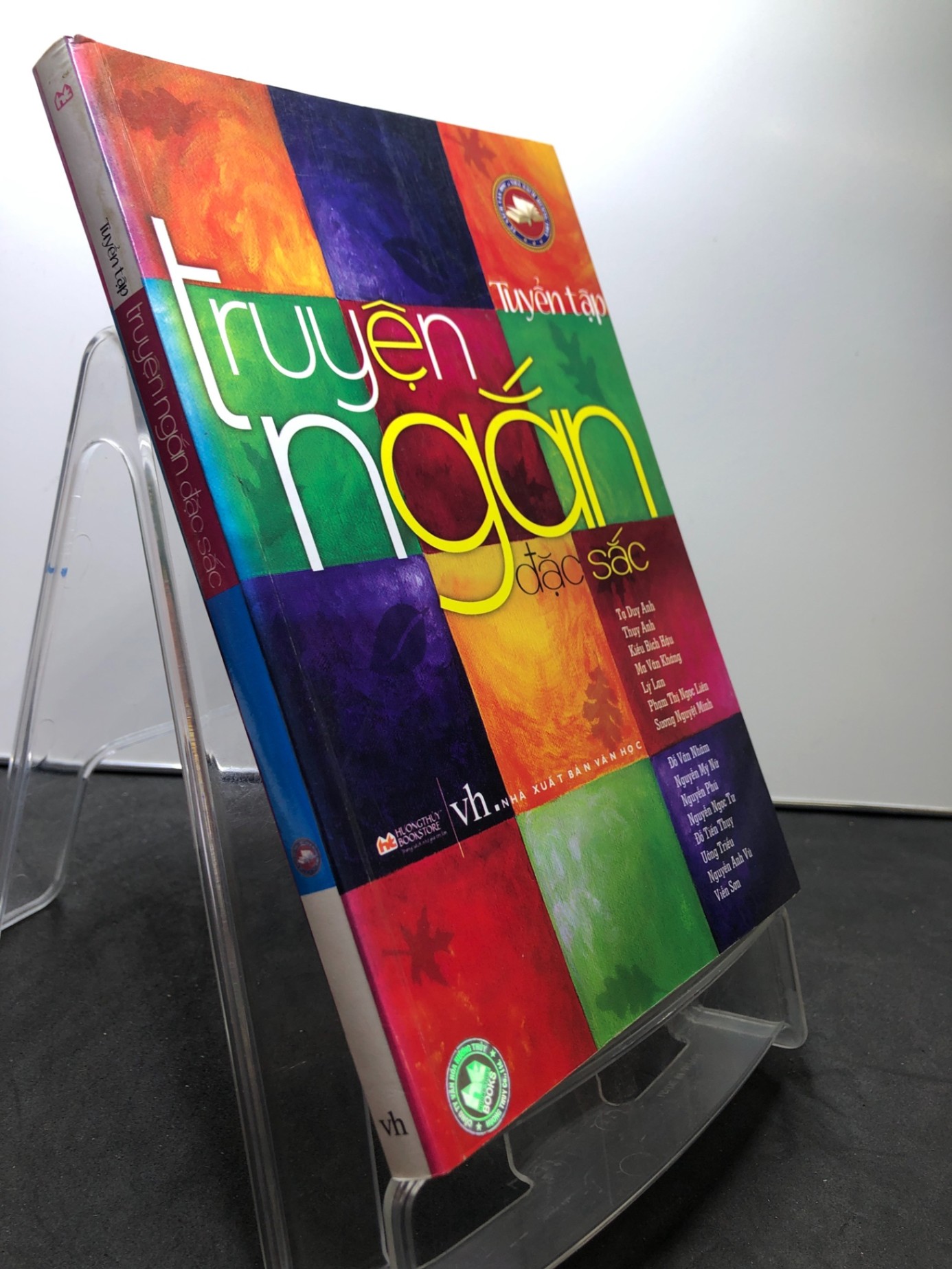Tuyển tập truyện ngắn đặc sắc 2011 mới 80% ố bẩn nhẹ ký tên trang đầu Nhiều tác giả HPB2307 VĂN HỌC (NSX)