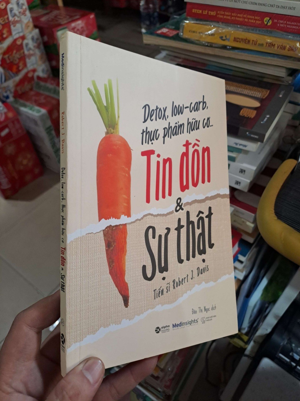 Detox, Low-Carb, Thực Phẩm Hữu Cơ…Tin Đồn & Sự Thật - Robert J Davis - 2020 mới 90% - SỨC KHỎE - THỂ THAO - HMT3012 (NSX)