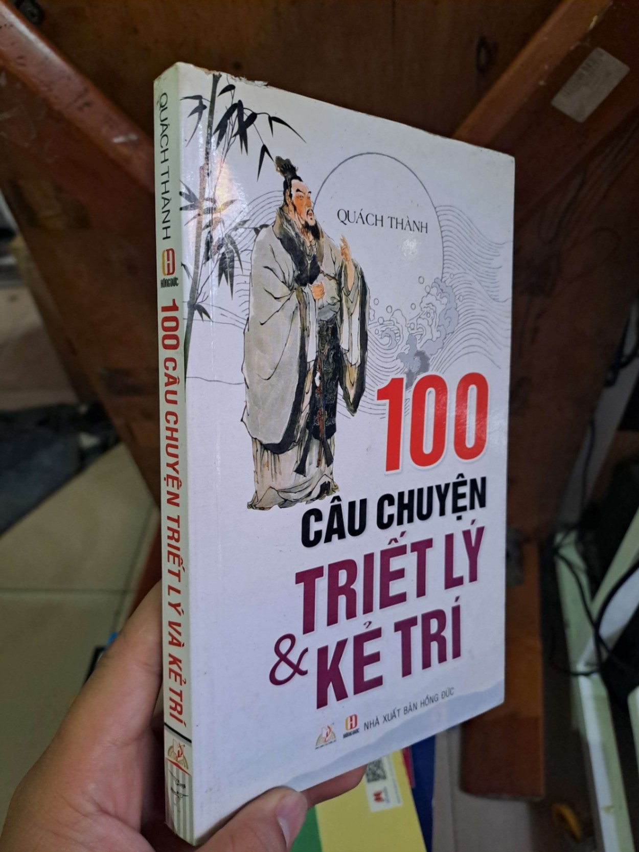 100 câu chuyện triết lý và kẻ trí - Quách Thành VĂN HỌC HCM1008