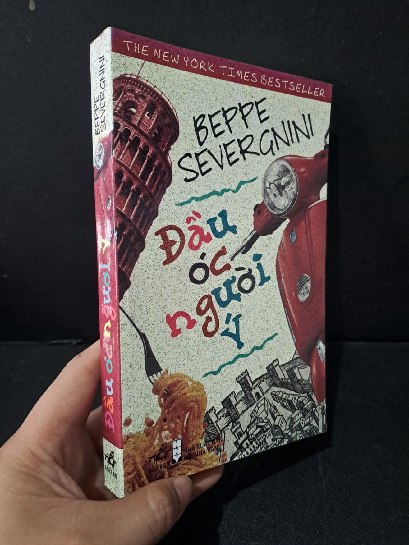 Đầu óc người Ý mới 80% ố, tróc gáy, tróc bìa nhẹ 2012 Beppe Severgnini HCM1804 KHOA HỌC ĐỜI SỐNG (NSX)