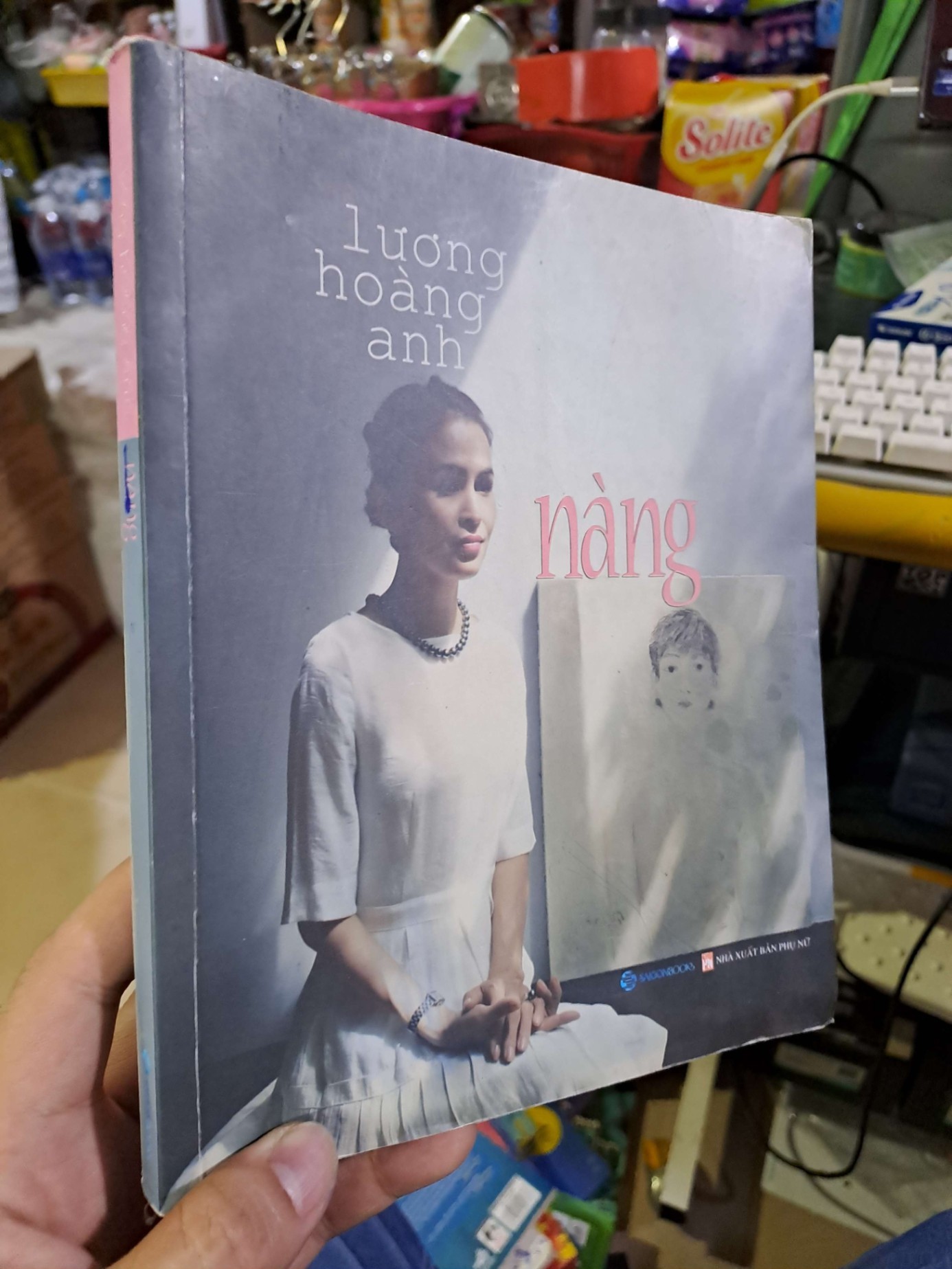 Nàng - Lương Hoàng Anh VĂN HỌC HCM1008