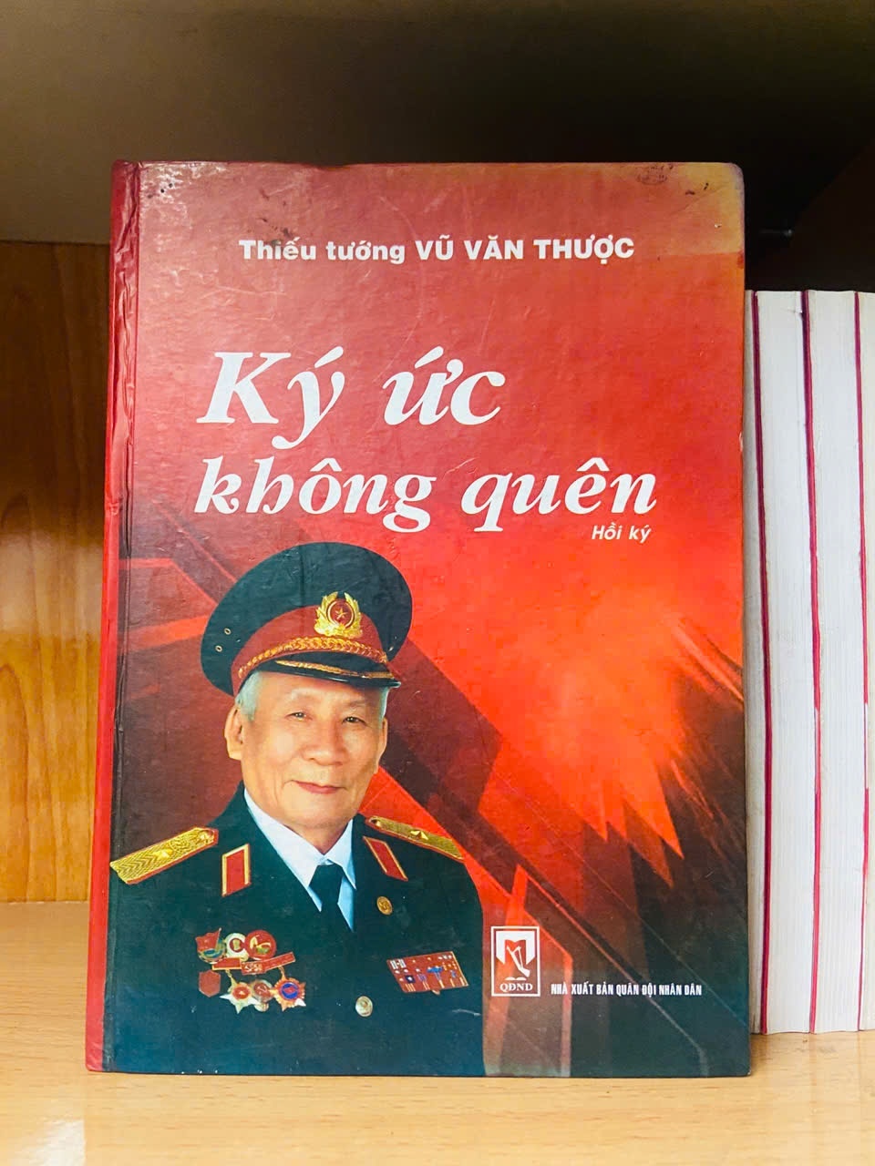 Ký ức không quên / Vũ Văn Thược VĂN HỌC VAVO2012-112