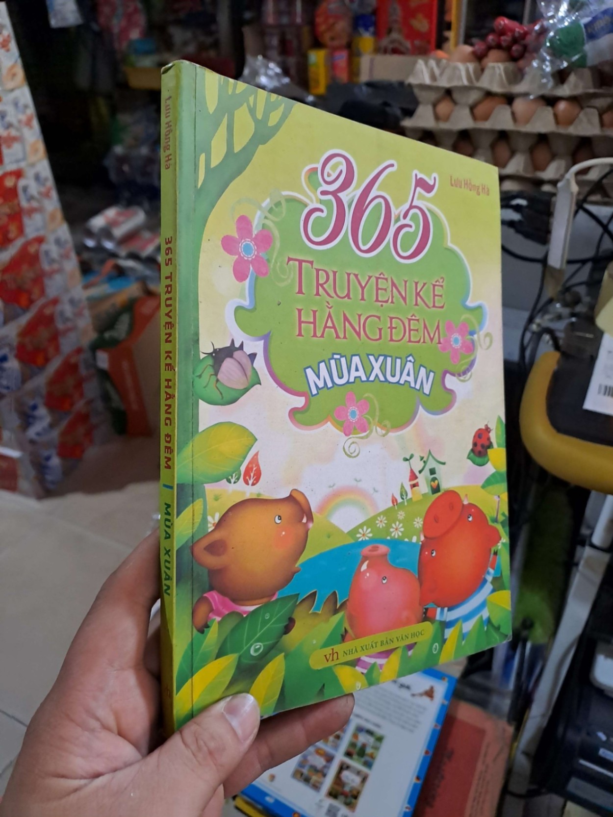 365 Truyện Kể Hằng Đêm Mùa Xuân - Lưu Hồng Hà - 2015 mới 80% ố bẩn nhẹ - MẸ VÀ BÉ - HCM3012