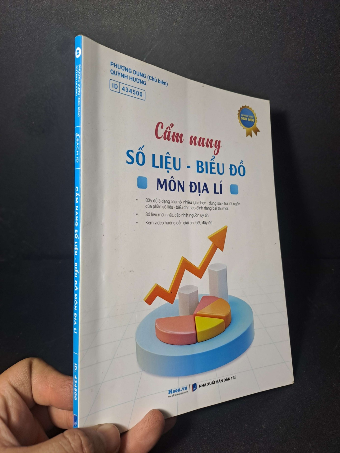 Cẩm nang số liệu biểu đồ môn Địa Lý - Phương Dung - 2024 mới 90% - GIÁO KHOA - HCM0111