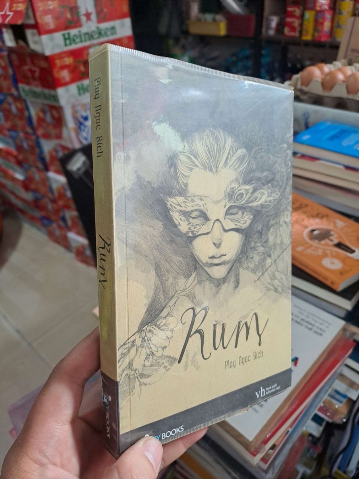 Rum - Ploy Ngọc Bích - 2015 mới 80% ố - VĂN HỌC - HMT3012 (NSX)