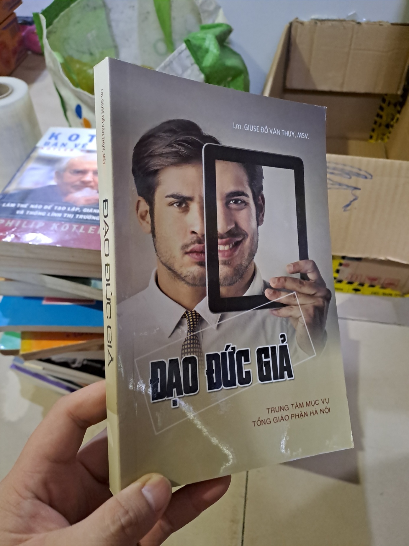 Đạo đức giả mới 90% HCM0308 KỸ NĂNG