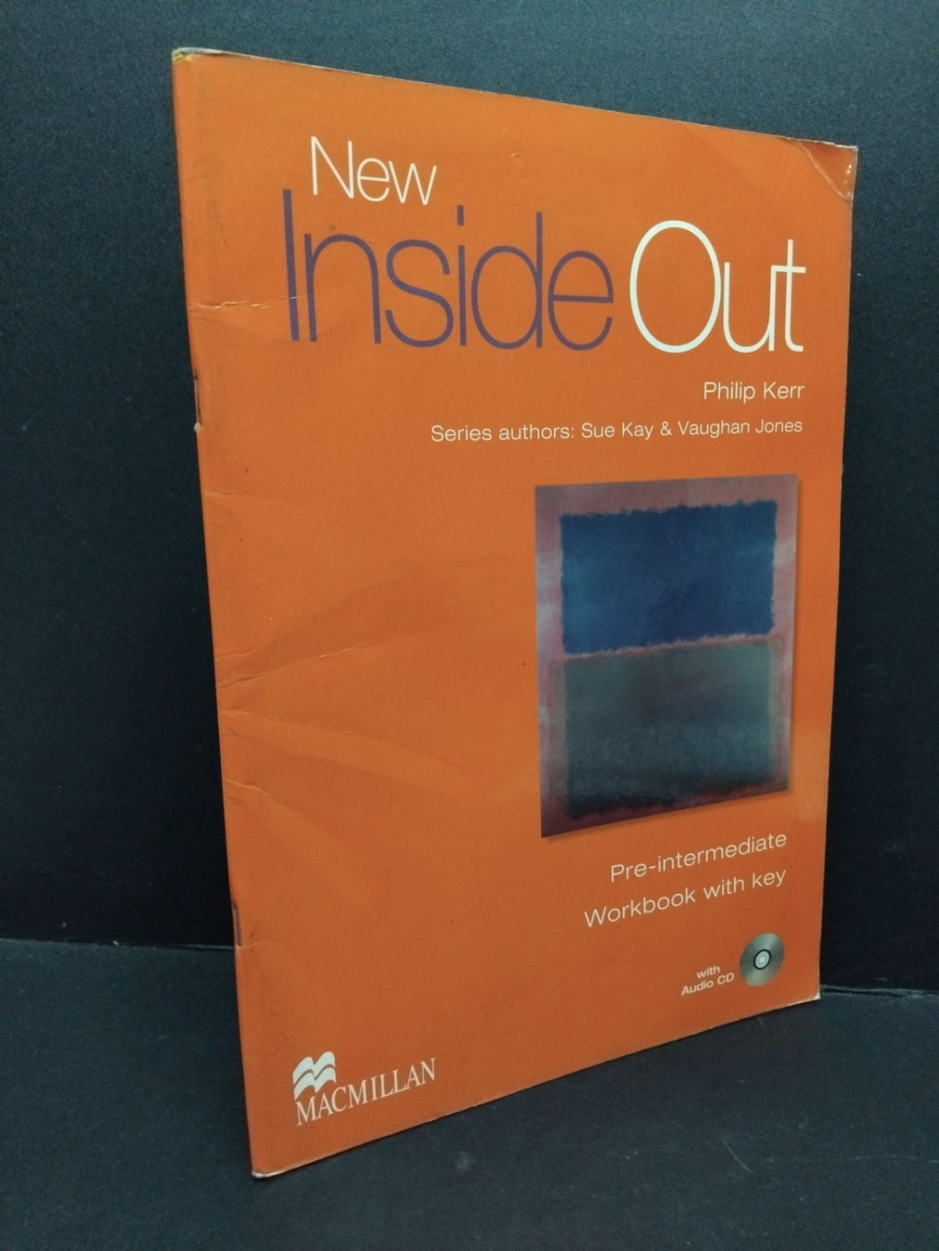New inside out (kèm CD) mới 80% ố nhẹ HCM1710 NGOẠI VĂN