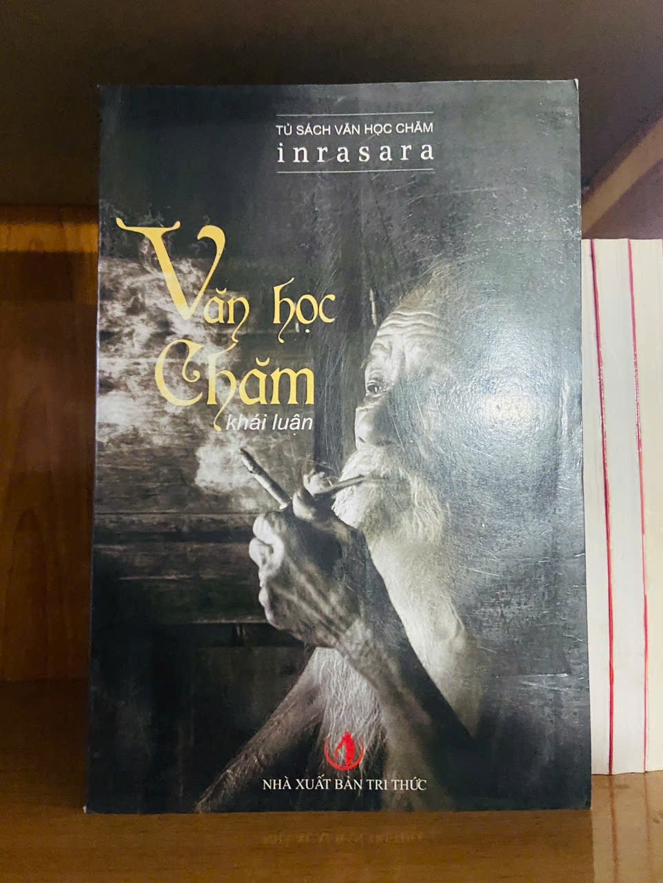 Văn học Chăm / Inrasara VĂN HỌC VAVO1301