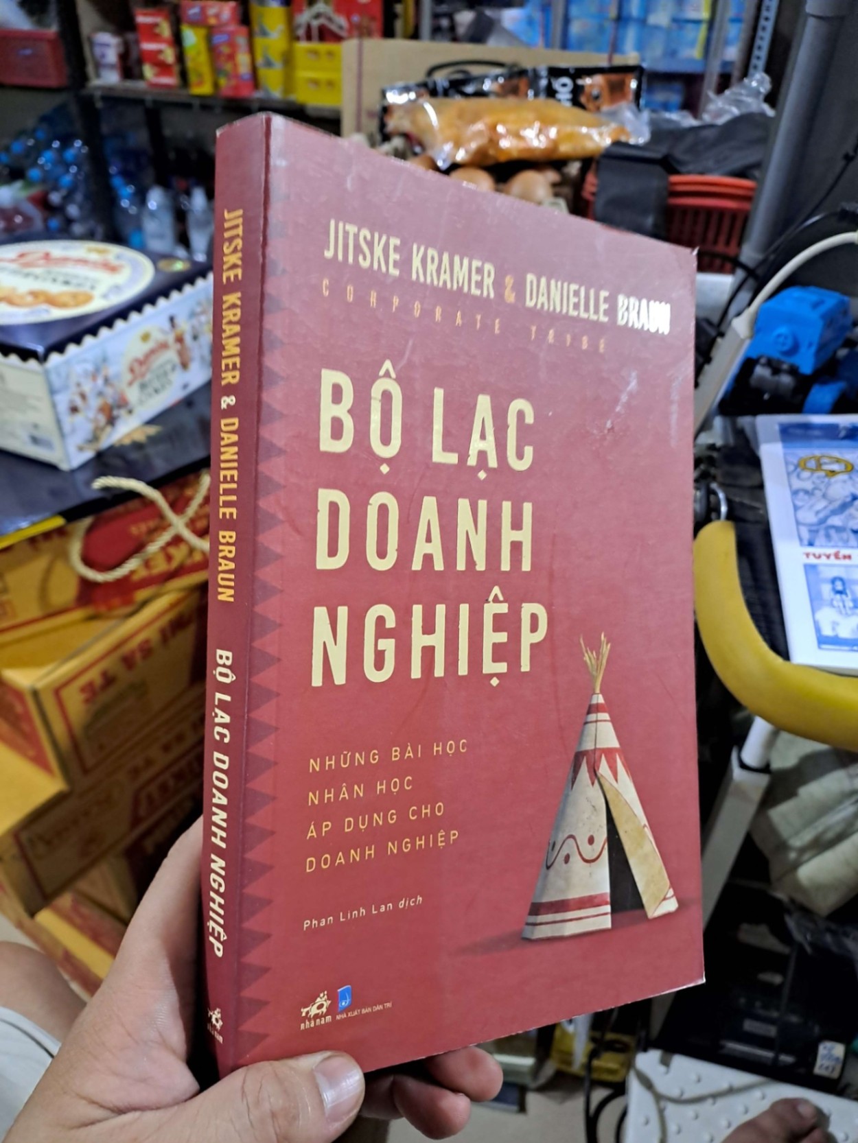 Bộ Lạc Doanh Nghiệp - Corporate Tribe - Những Bài Học Nhân Học Áp Dụng Cho Doanh Nghiệp - Danielle Braun, Jitske Kramer - 2022 mới 90% - KINH TẾ - TÀI CHÍNH - CHỨNG KHOÁN - HMT3012 (NSX)