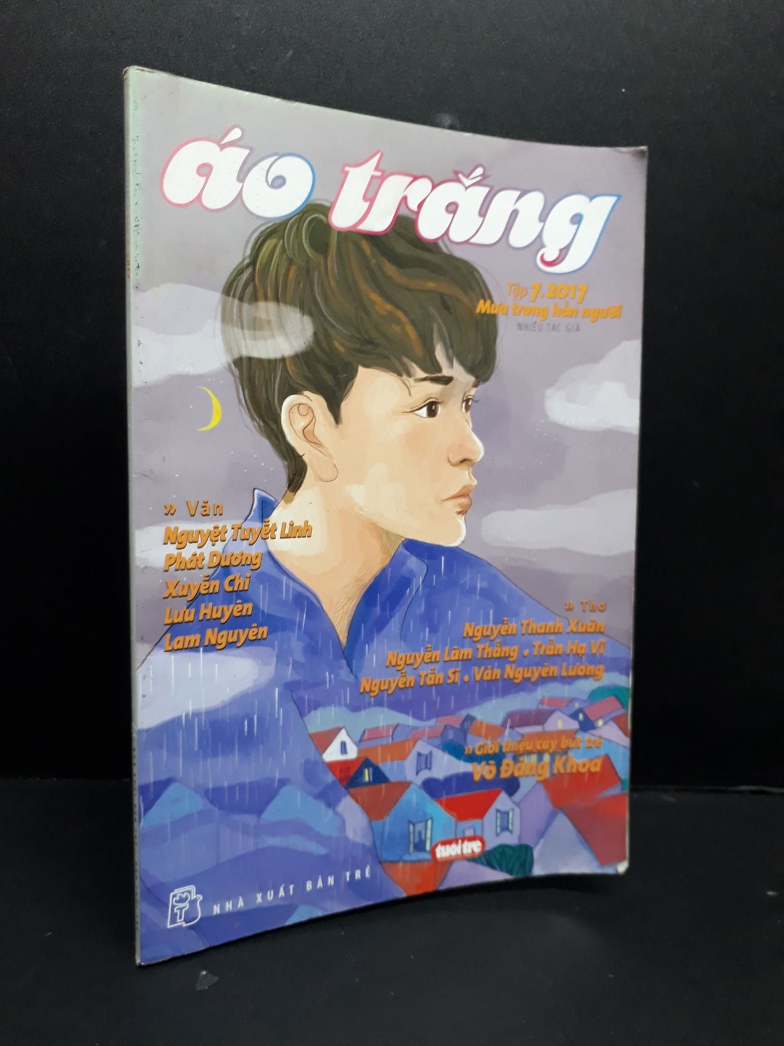 Aó trắng - Mưa trong hồn người mới 70% ố ẩm 2017 HCM2809 VĂN HỌC (NSX)
