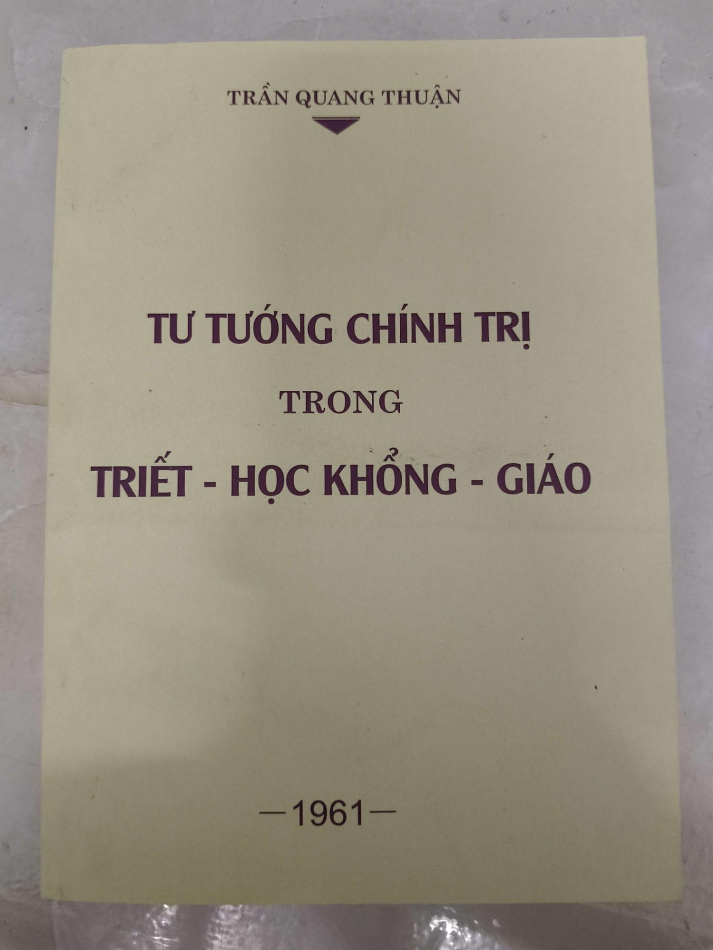 Remake Tư tưởng chính trị trong triết học khổng giáo - 227 trang - LỊCH SỬ - CHÍNH TRỊ - TRIẾT HỌC - ANTQ2011-20