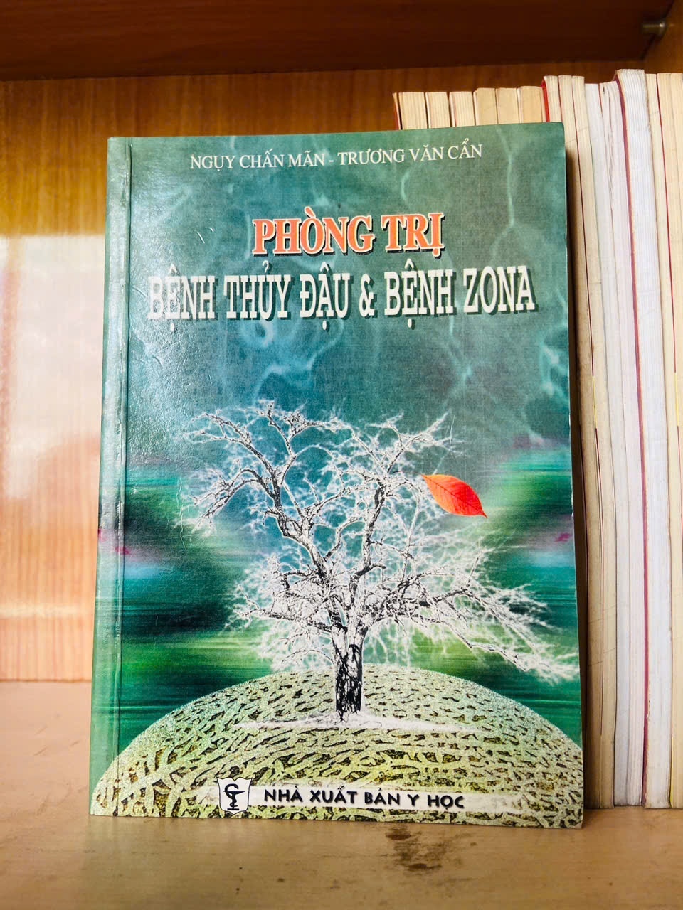 Phòng trị Bệnh Thủy đậu & Bệnh Zona - KHOA HỌC ĐỜI SỐNG - VAVO2911-184