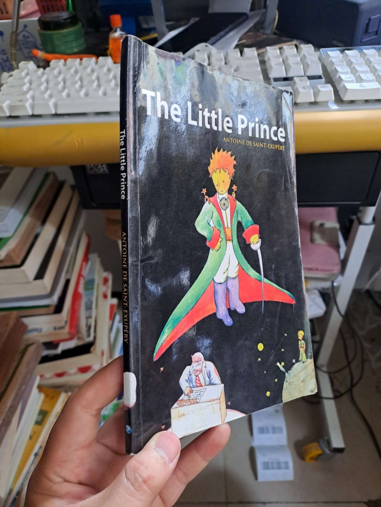 The Little Prince mới 80% ố ẫm tiếng anh, tranh màumàu HỌC NGOẠI NGỮ HCM2908 (NSX)