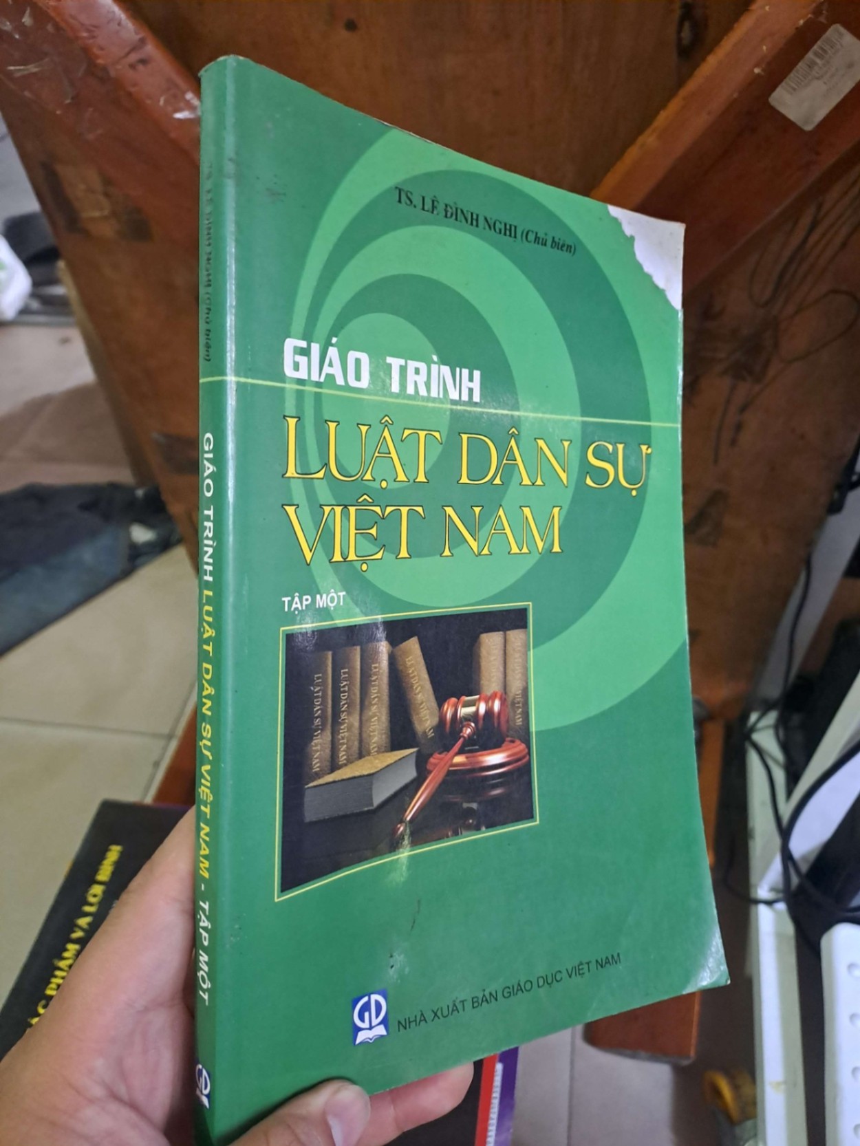 Giáo trình luật dân sự Việt Nam - TS. Lê Đình Nghị (chủ biên) GIÁO TRÌNH, CHUYÊN MÔN HCM1008 (NSX)