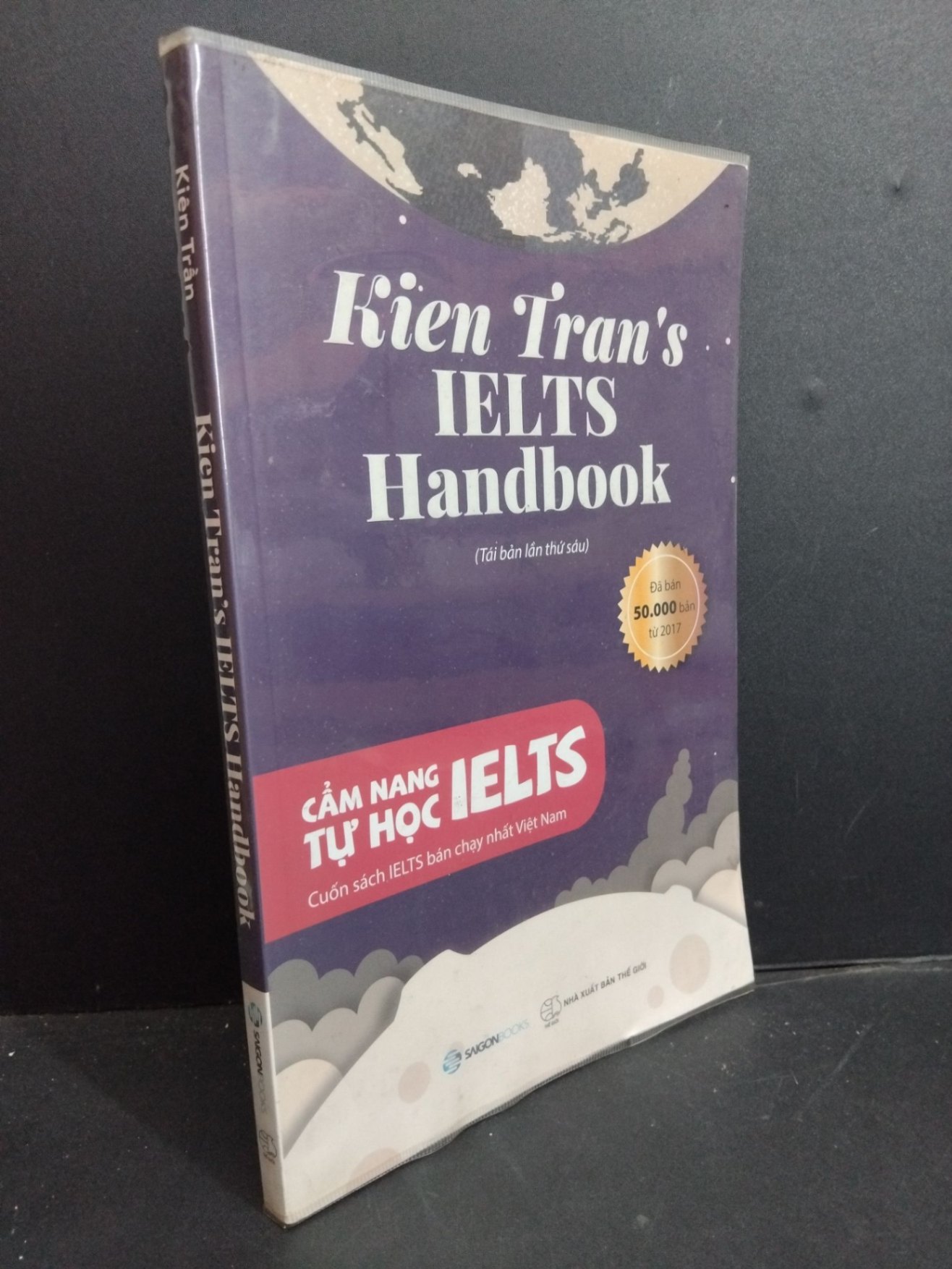 Kien Tran's ielts handbook Cẩm nang tự học ielts mới 95% bẩn nhẹ 2019 HCM1001 Kiên Trần HỌC NGOẠI NGỮ (NSX)