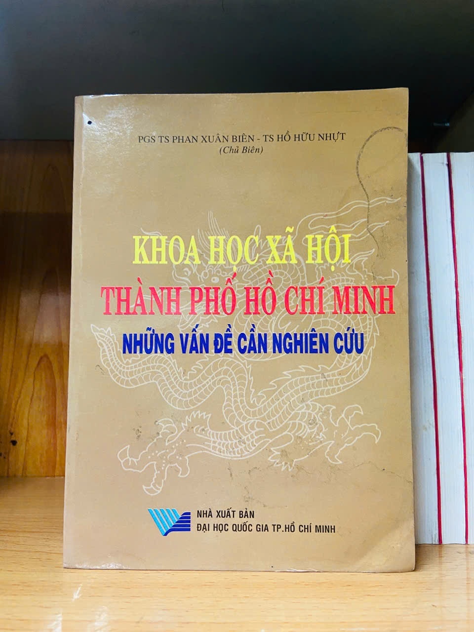 Khoa học xã hội Thành phố Hồ Chí Minh - GIÁO TRÌNH, CHUYÊN MÔN - VAVO1211