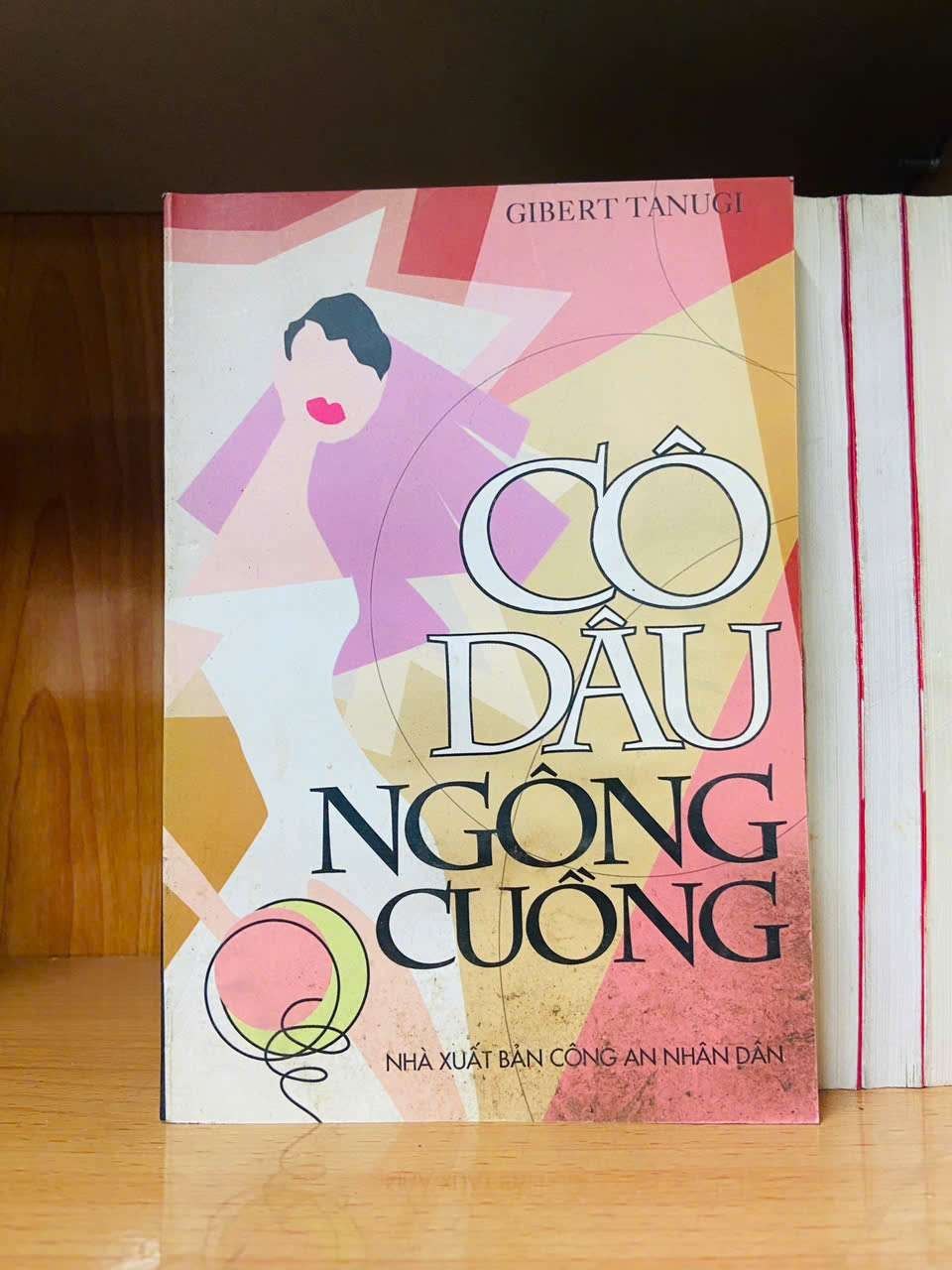 Cô dâu ngông cuồng - Gibert Tanugi - VĂN HỌC - Văn võ - VAVO3110-124