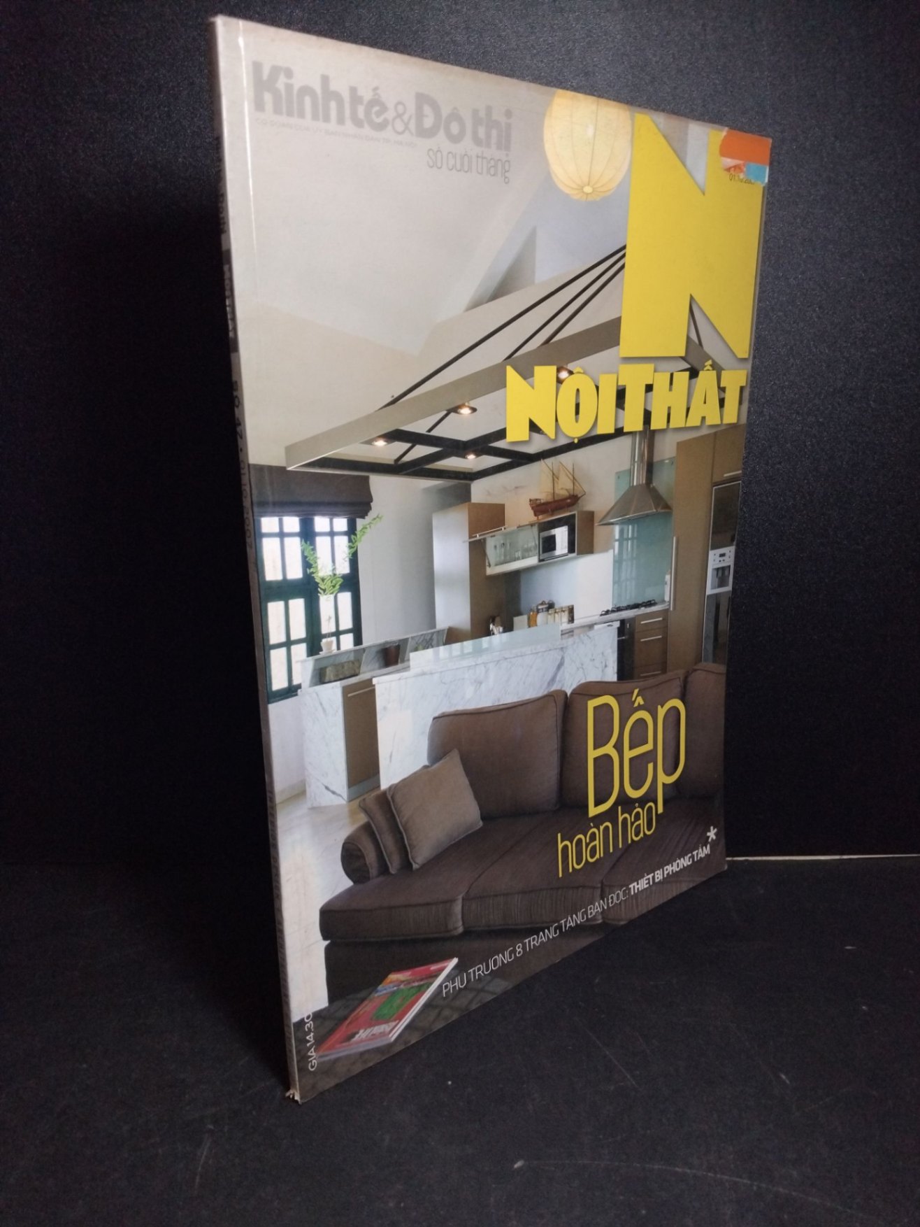 Nội thất bếp hoàn hảo mới 80% ố rách nhẹ bìa HCM1001 Kinh tế và đô thị TẠP CHÍ, THIẾT KẾ, THỜI TRANG