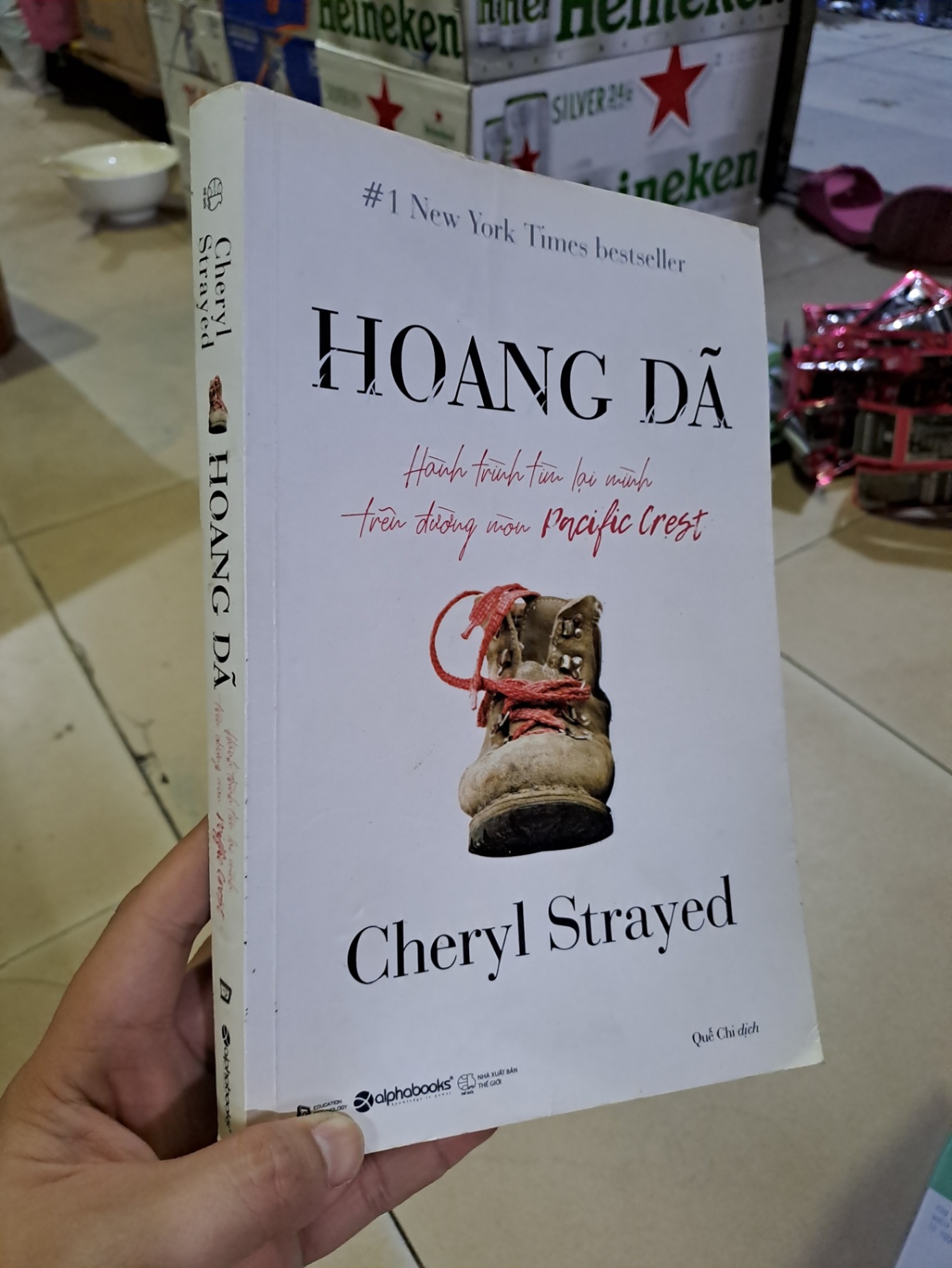 Hoang dã hành trình tìm lại mình trên đường mòn Pacific Crest mới 90% 2018 HCM0308 Văn học nước ngoài (NSX)