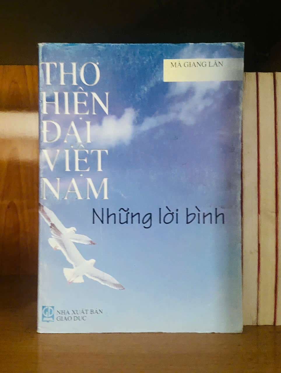 Thơ hiện đại Việt Nam những lời bình - Mã Giang Lân VĂN HỌC VAVO0810