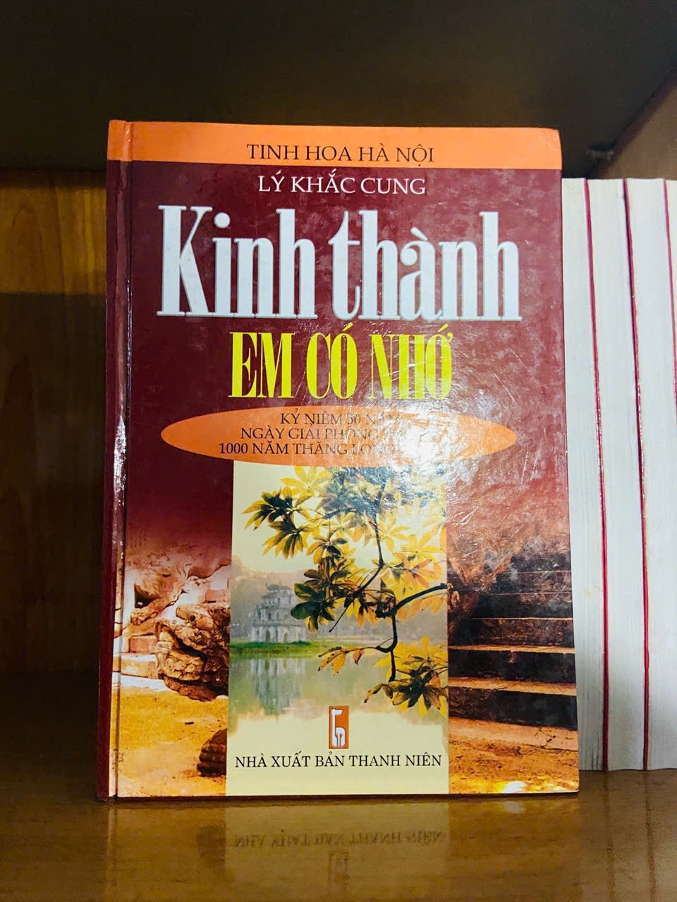 Kinh thành em có nhớ / Lý Khắc Cung VĂN HỌC VAVO1301