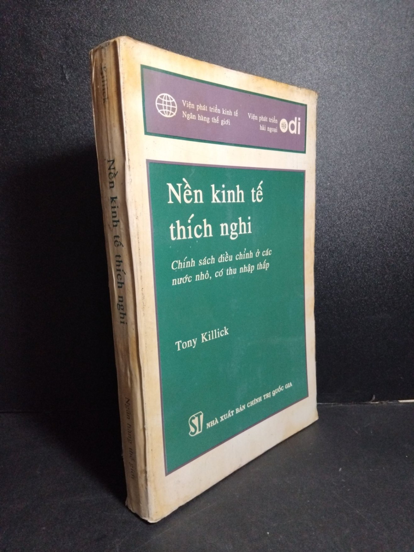 Nền kinh tế thích nghi mới 70% bẩn bìa, ố vàng, tróc gáy, có mộc đỏ 1995 HCM2101 Tony Killick KINH TẾ - TÀI CHÍNH - CHỨNG KHOÁN (NSX)