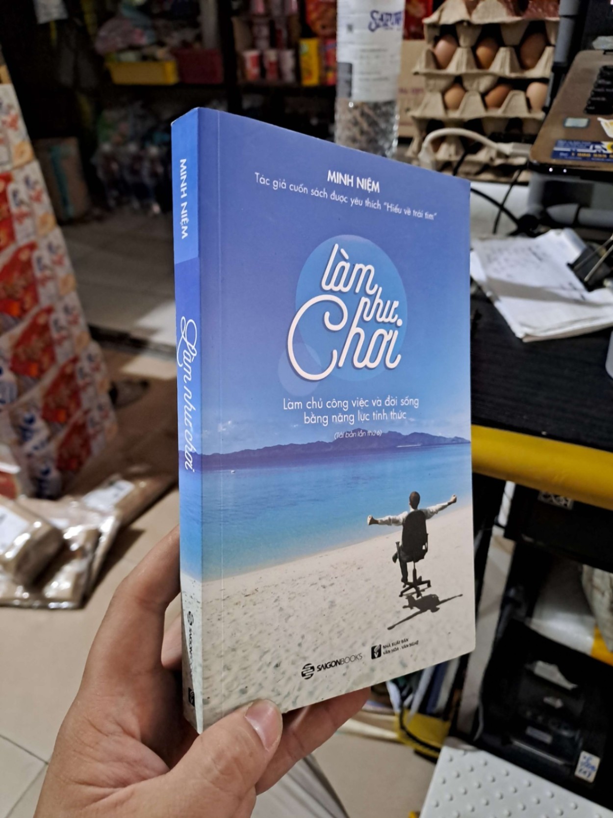 Làm Như Chơi - Minh Niệm - 2018 mới 80% ố nhẹ - VĂN HỌC - HCM3012