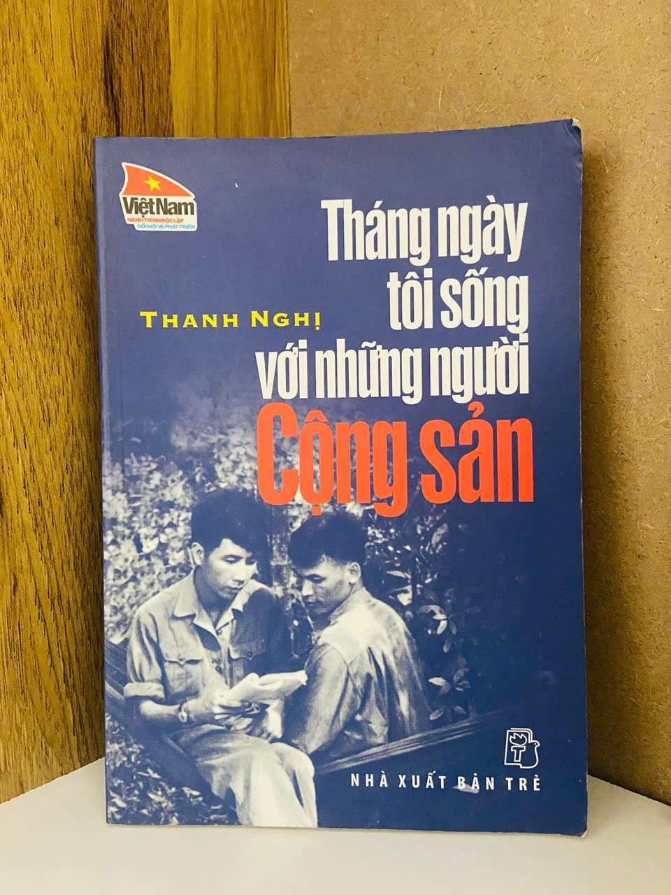 Tháng ngày tôi sống với những người Cộng sản - Thanh Nghị - VĂN HỌC - Văn võ - VAVO3110-202