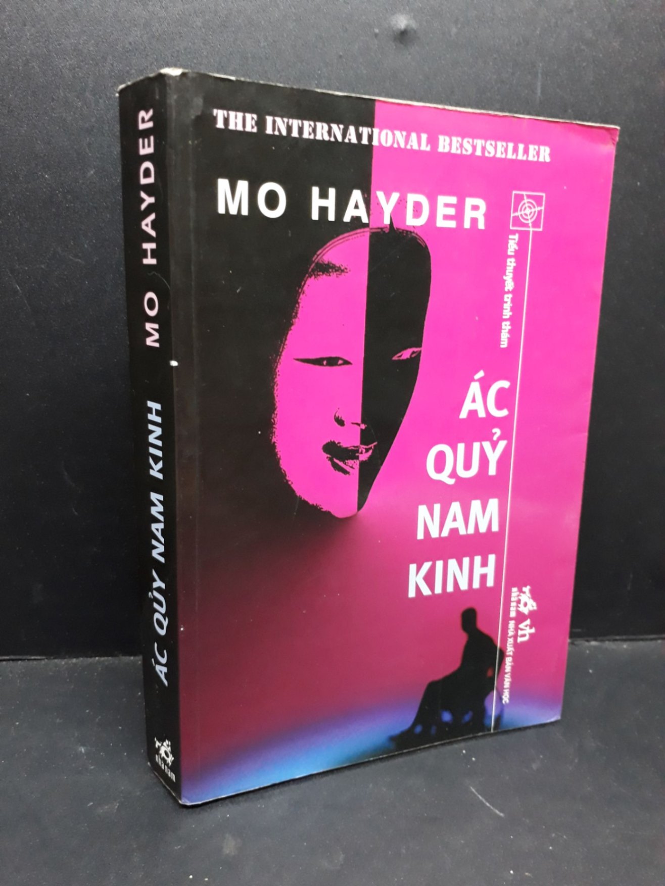Ác quỷ Nam Kinh mới 80% bẩn bìa, ố nhẹ 2008 HCM1410 Mo Hayder VĂN HỌC (NSX)