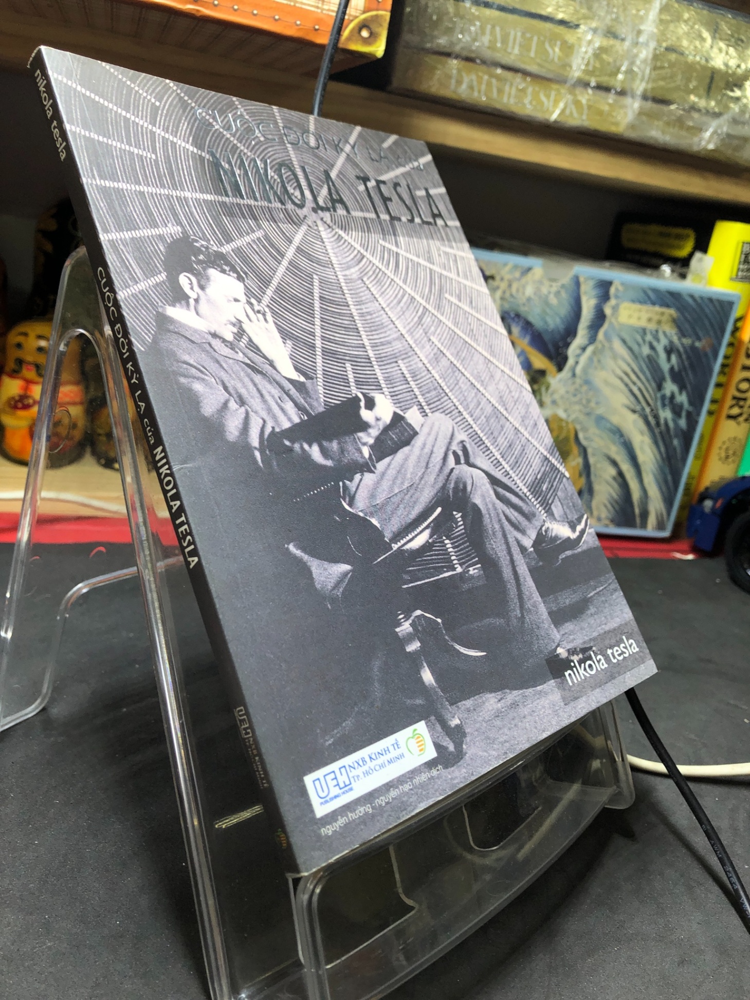 Cuộc đời kỳ lạ của Nikola Tesla 2021 mới 80% ố bẩn nhẹ Nikola Tesla HPB2806 VĂN HỌC (NSX)