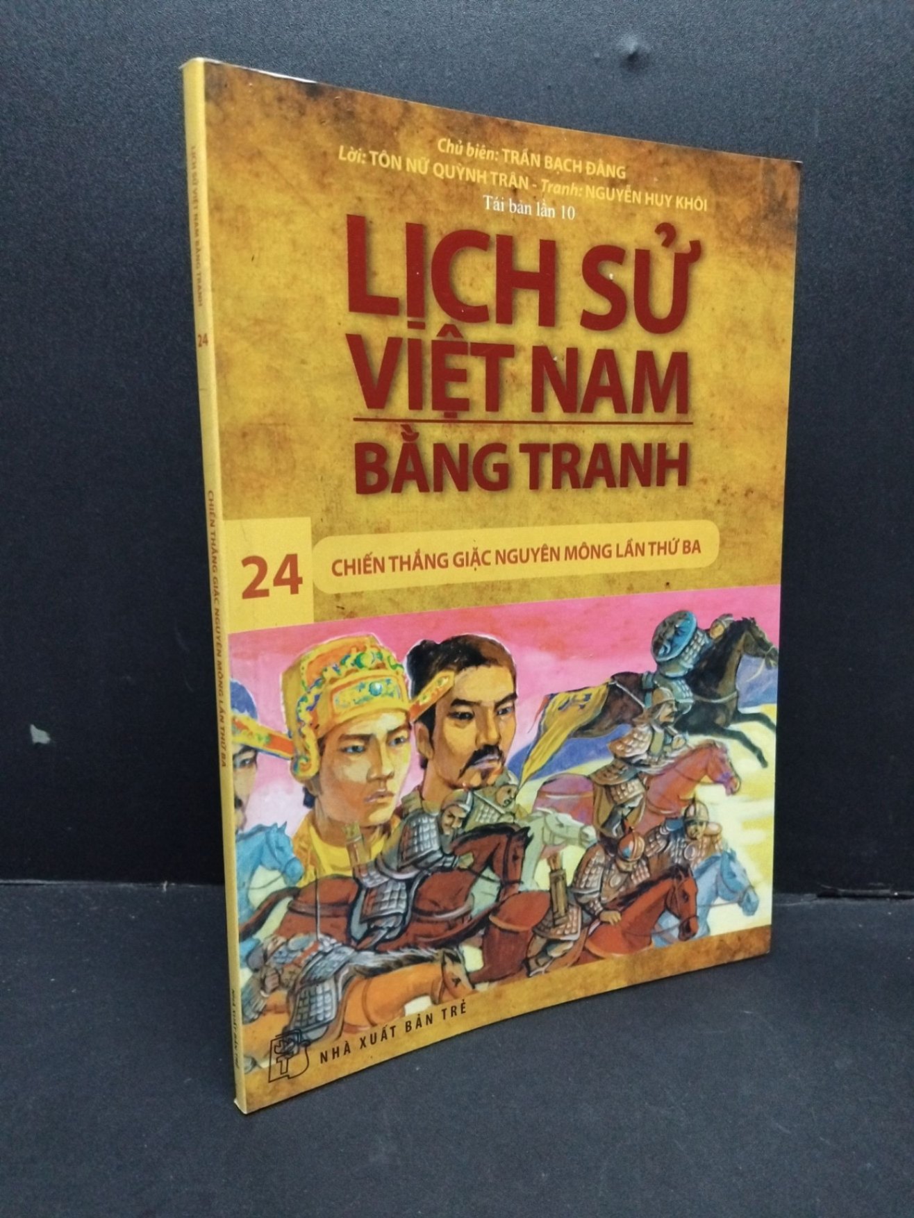 Lịch sử Việt Nam bằng tranh tập 24 mới 90% ố bẩn nhẹ 2017 HCM1410 Trần Bạch Đằng LỊCH SỬ - CHÍNH TRỊ - TRIẾT HỌC