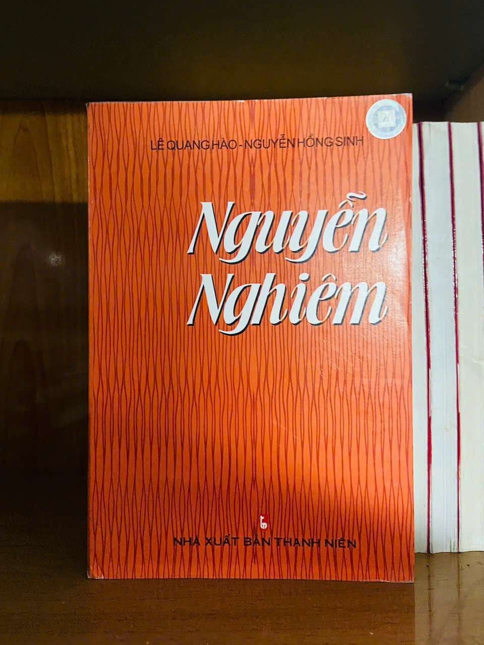 Nguyễn Nghiêm VĂN HỌC VAVO0810