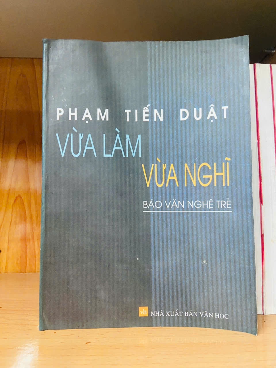 Vừa làm vừa nghĩ - VĂN HỌC - VAVO2011-52