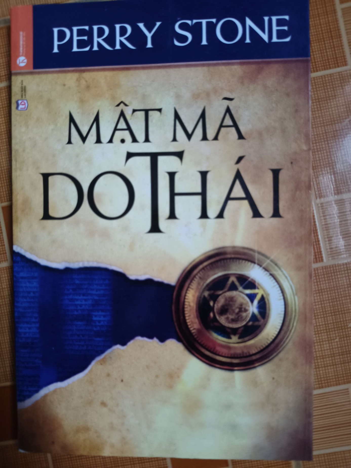 Mật mã do thái - 2015 - 206 trang - LỊCH SỬ - CHÍNH TRỊ - TRIẾT HỌC - SLSCTMNLLLMSLSCTANTQ3112-124