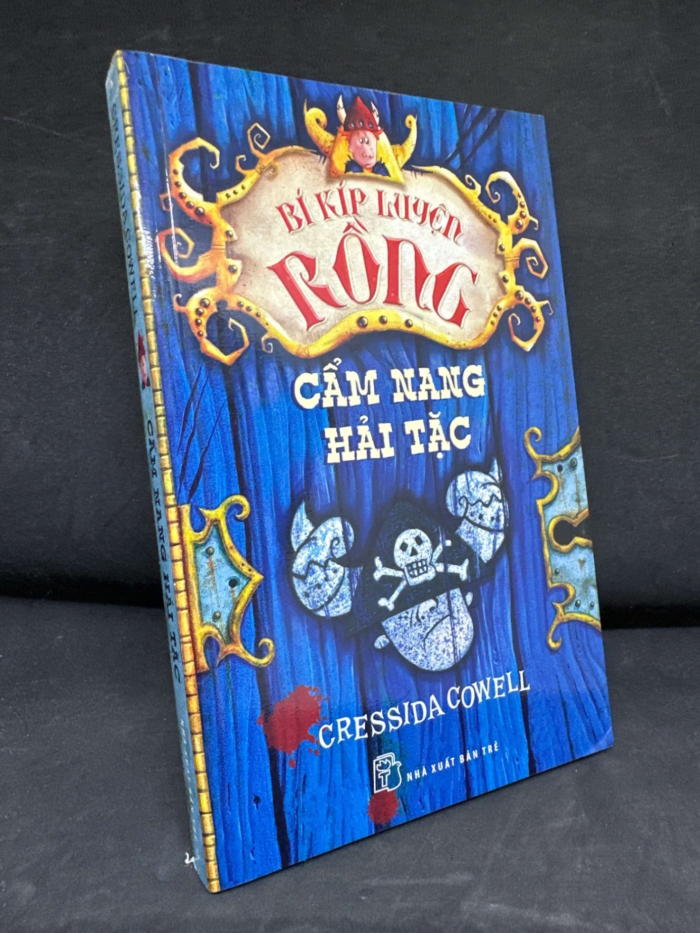 [Phiên Chợ Sách Cũ] Bí Kíp Luyện Rồng - Cẩm Nang Hải Tặc - Cressida Cowell, 2015 S2511 SBM - VĂN HỌC - SBM2911-97