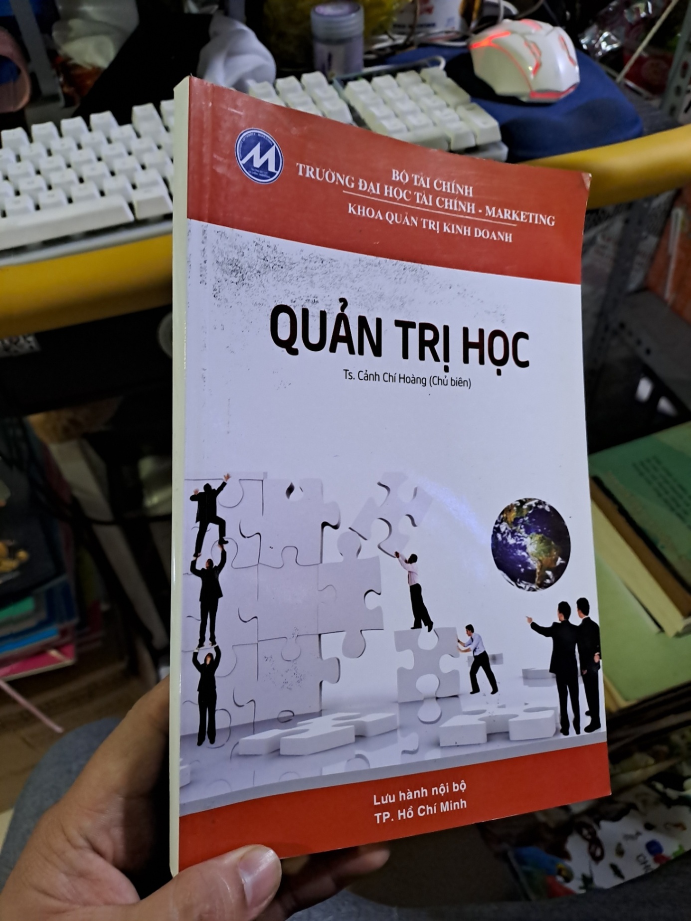 Quản trị học ĐH tài chính - marketing 2020 mới 90% GIÁO TRÌNH, CHUYÊN MÔN HCM1709 (NSX)