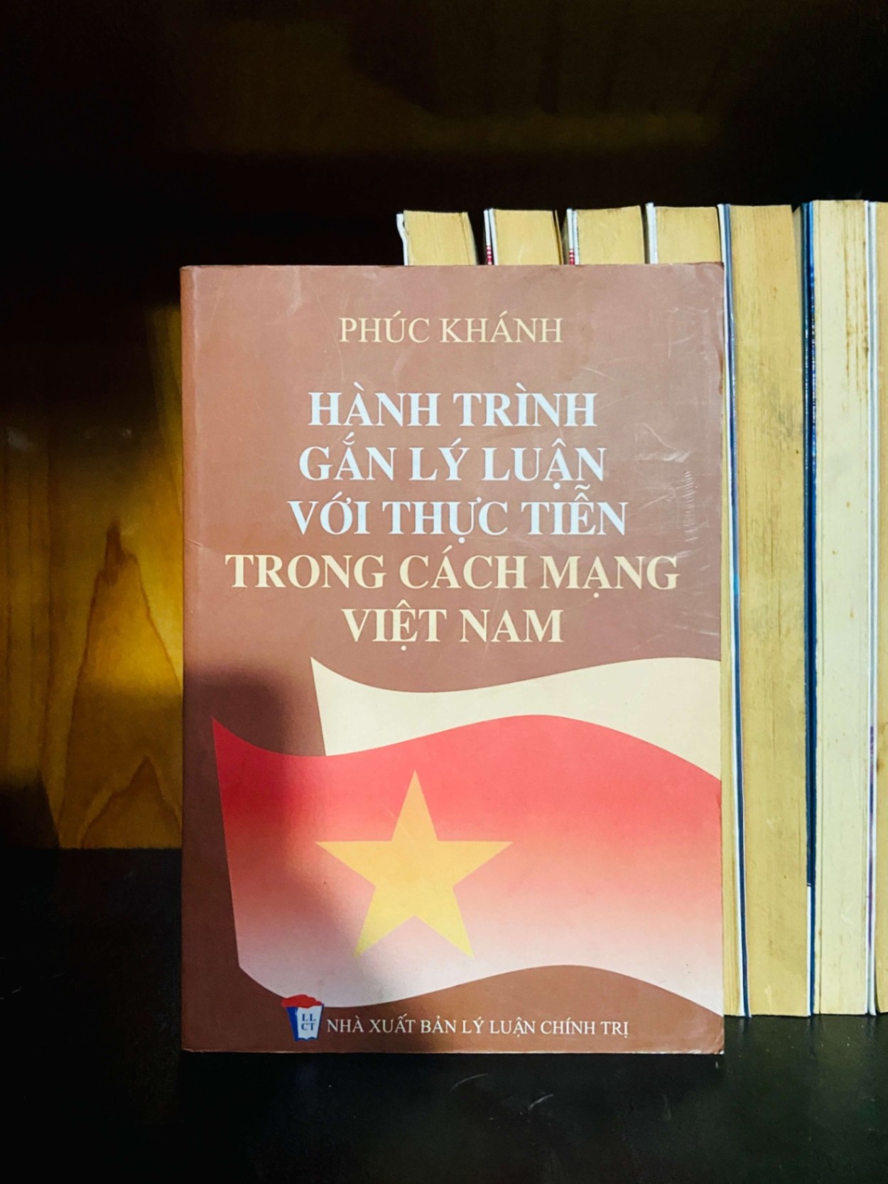 Hành trình gắn lý luận với thực tiễn trong Cách mạng Việt Nam - Phúc Khánh LỊCH SỬ - CHÍNH TRỊ - TRIẾT HỌC VAVO0810