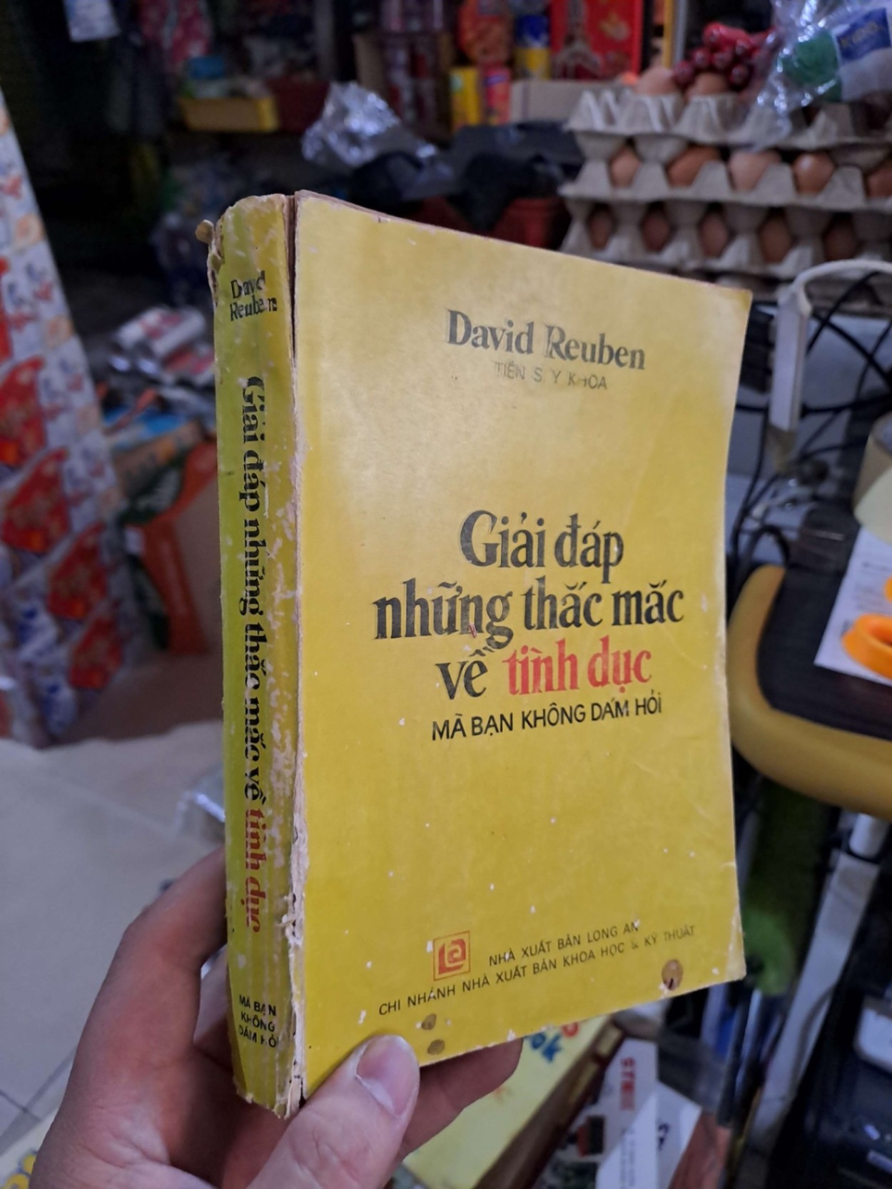 Giải Đáp Những Thắc Mắc Về Tình Dục Mà Bạn Không Dám Hỏi - David Reuben - mới 70% ố rách gáy - KHOA HỌC ĐỜI SỐNG - HCM3012 (NSX)
