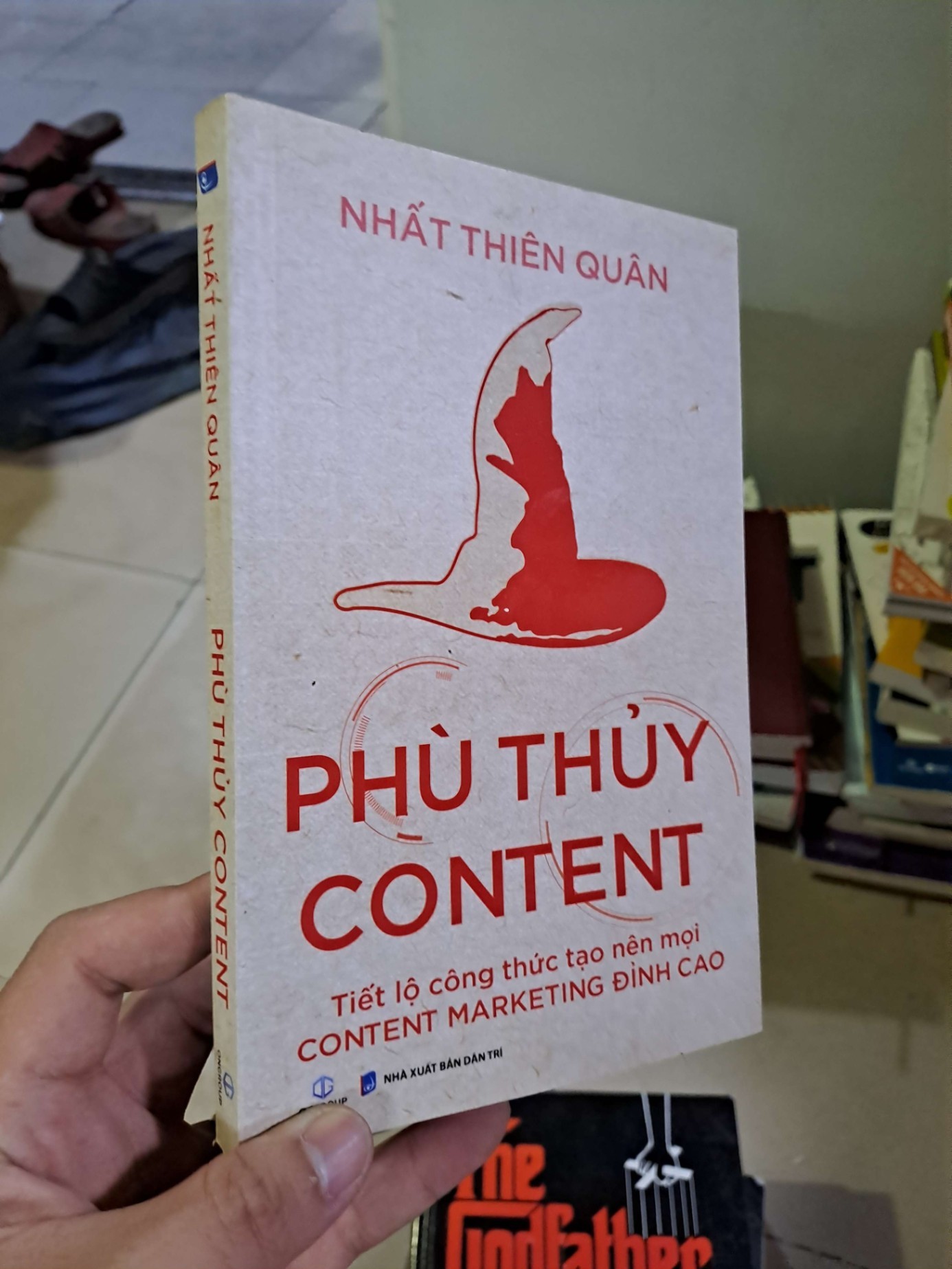 Phù thủy content Nhất Thiên Quân mới 90% 2024 MARKETING KINH DOANH HCM2908 (NSX)