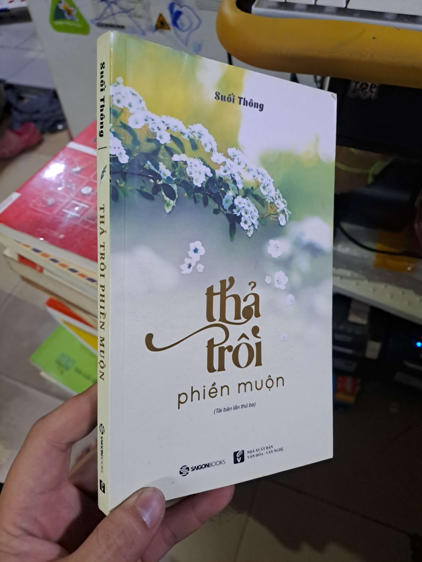 Thả trôi phiền muộn Suối Thông mới 90% 2018 KỸ NĂNG HCM1809 (NSX)