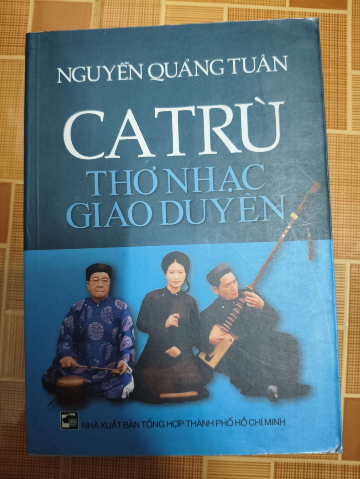 Ca trù thơ nhạc giao duyên - 2008 - 222 trang VĂN HỌC ANTQ1301