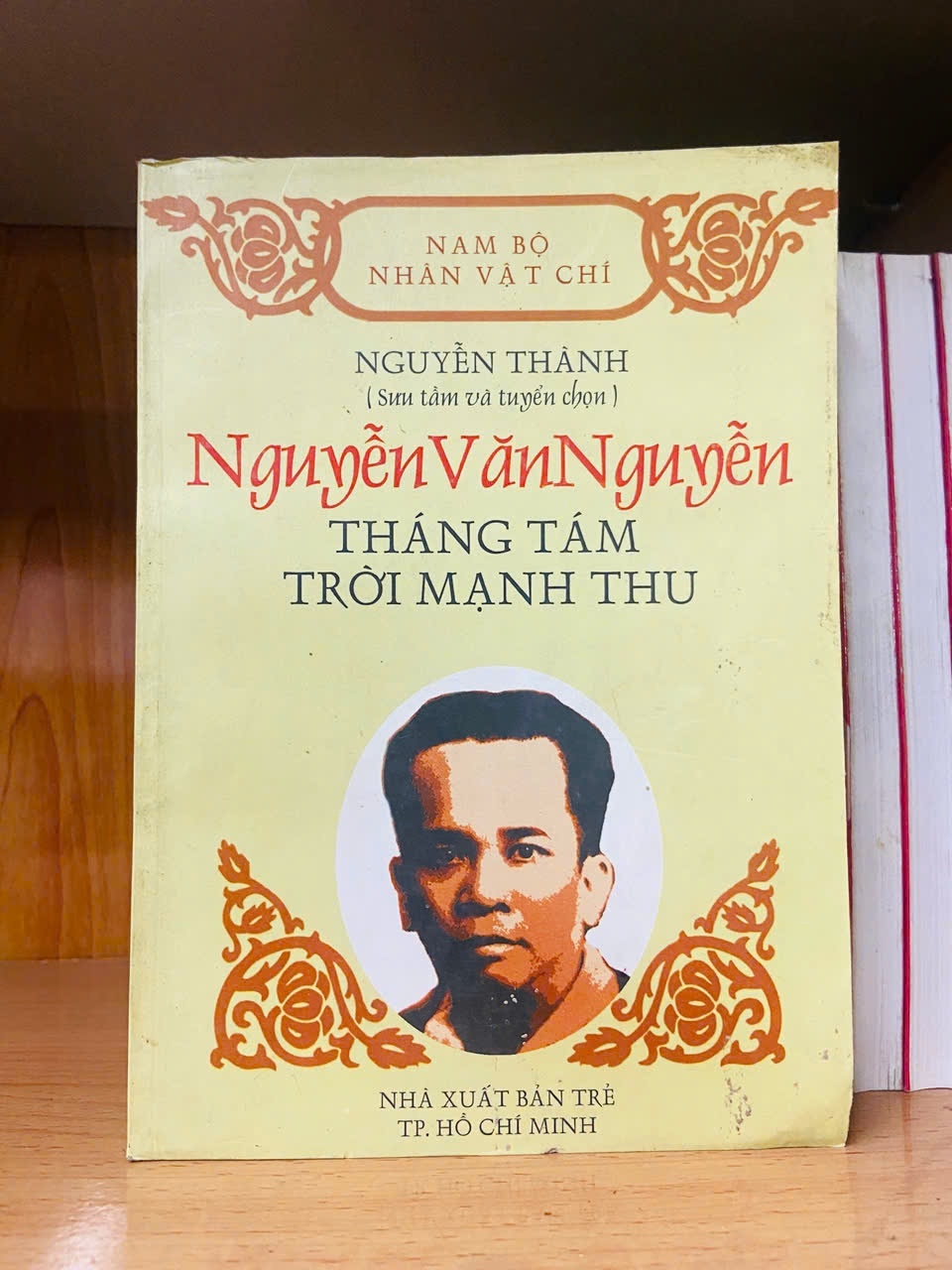 Nguyễn Văn Nguyễn tháng tám trời mạnh thu DANH NHÂN VAVO1301