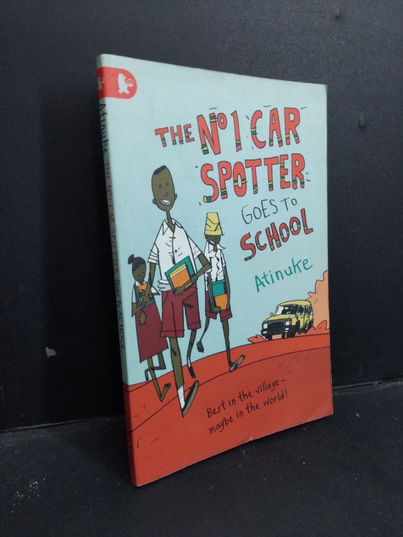 The N1 car spotter goes to school mới 80% ố vàng ẩm HCM1001 Atinuke NGOẠI VĂN