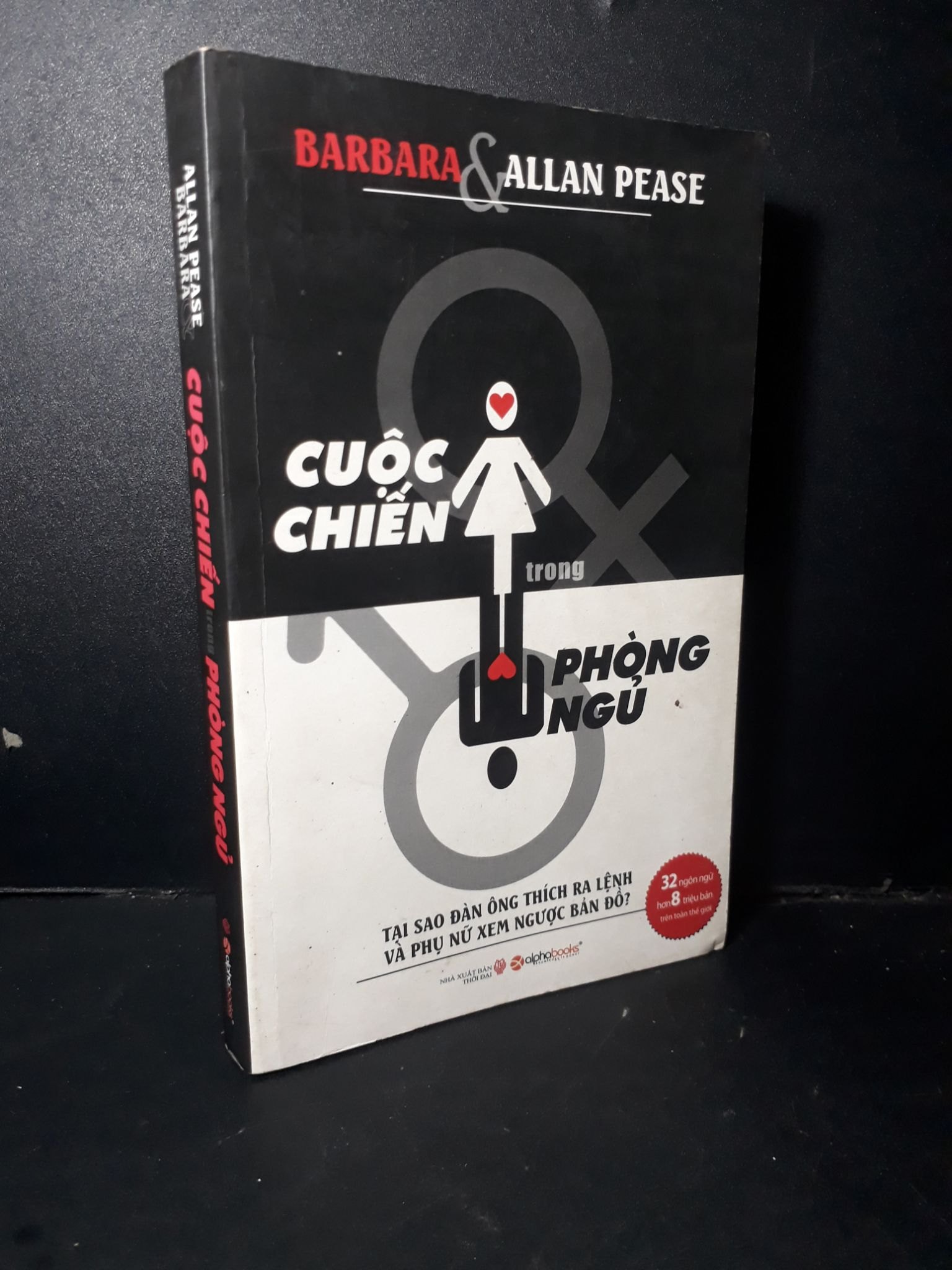 Cuộc chiến trong phòng ngủ mới 90% bẩn nhẹ 2011 HCM1001 Barbara & Allan Pease KỸ NĂNG (NSX)