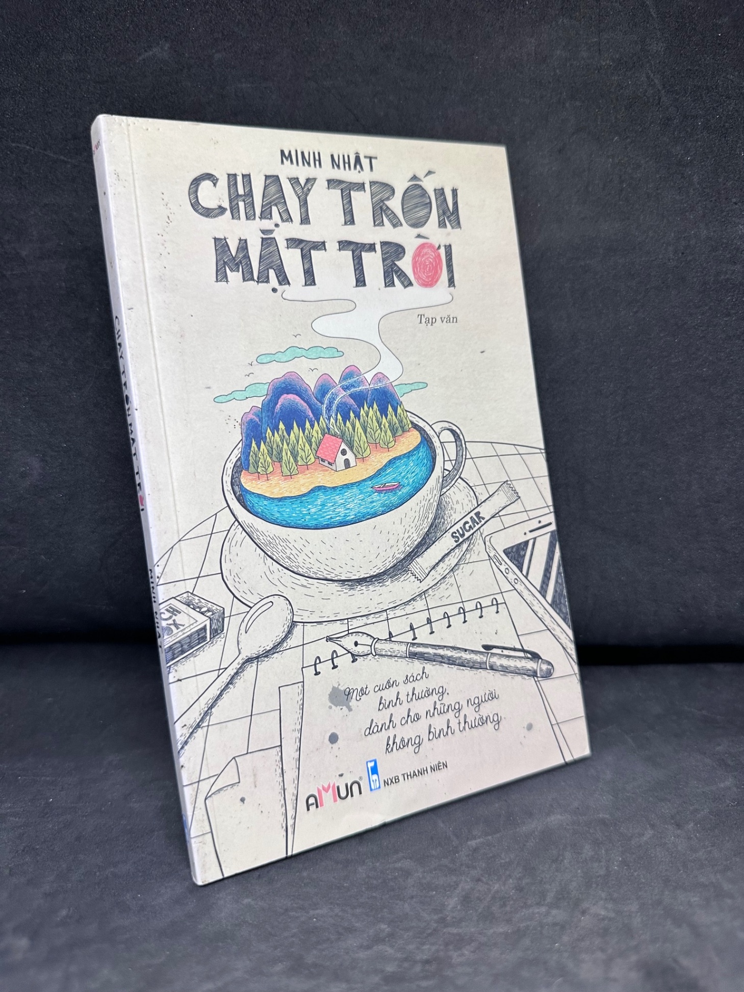 [Phiên Chợ Sách Cũ] Chạy Trốn Mặt Trời, Minh Nhật, 2017 1304 SBM