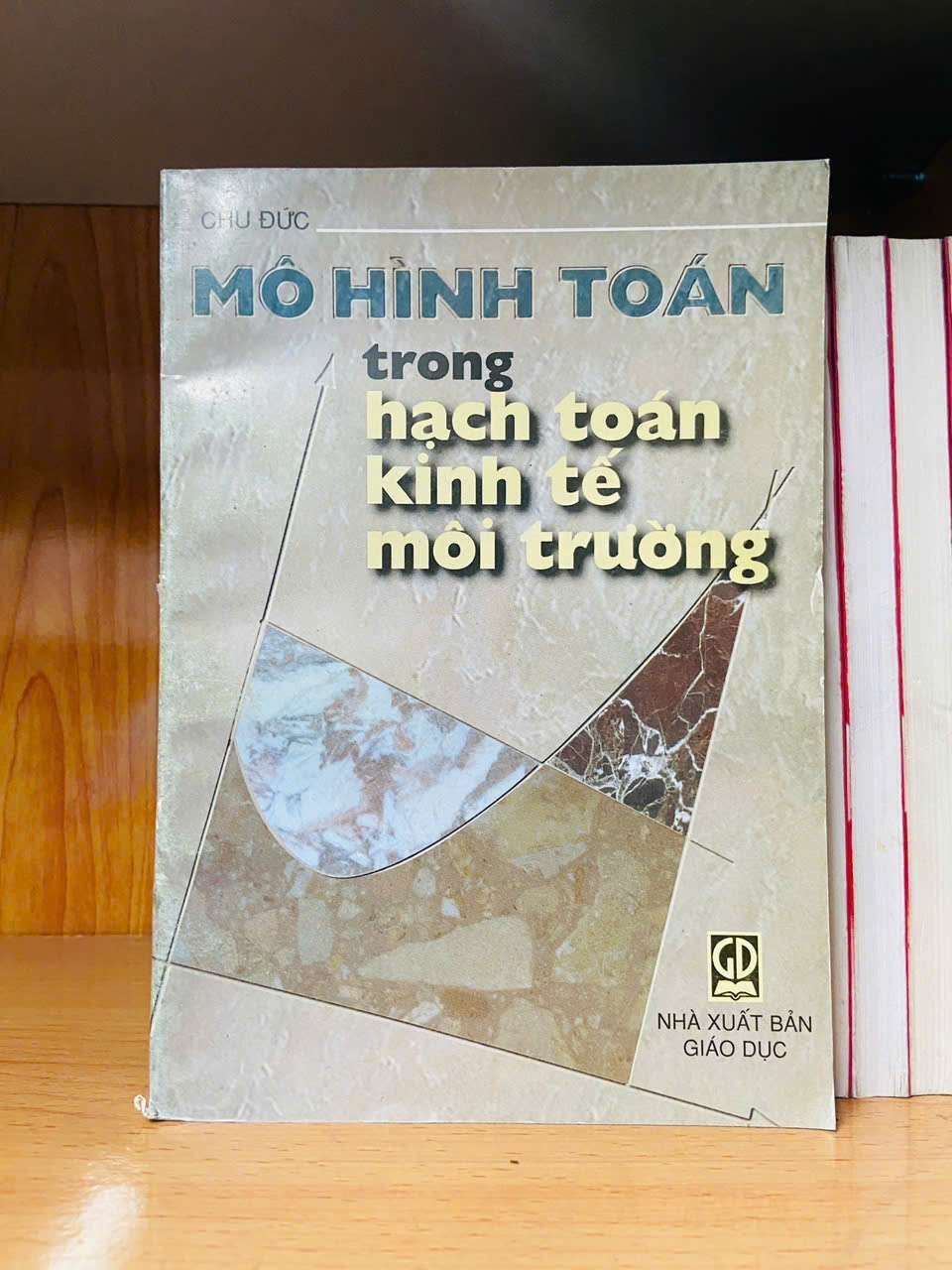 Mô hình toán trong hạch toán kinh tế môi trường - Chu Đức - GIÁO TRÌNH, CHUYÊN MÔN - Văn võ - VAVO3110-185
