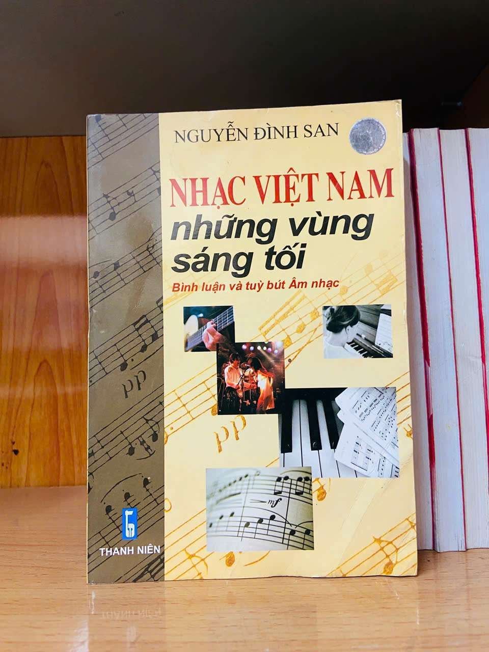 Nhạc Việt Nam những vùng sáng tối - Nguyễn Đình Sang - LỊCH SỬ - CHÍNH TRỊ - TRIẾT HỌC - Văn võ - VAVO3110-141