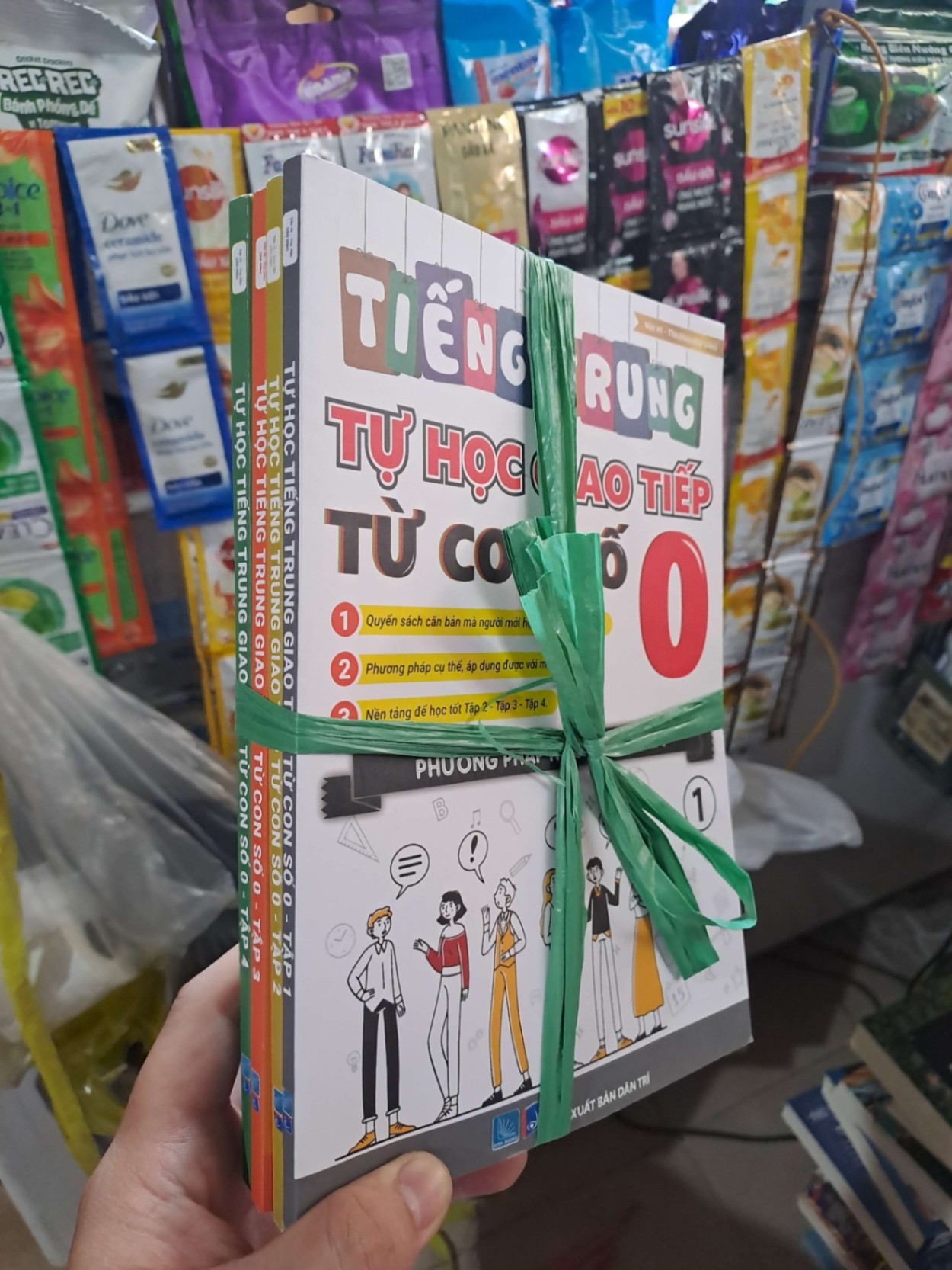 (Bộ 4 Cuốn + Sổ Tay Ngữ Pháp) Tự Học Tiếng Trung Giao Tiếp Từ Con Số 0 tặng kèm sổ tay ngữ pháp HỌC NGOẠI NGỮ HCM3012