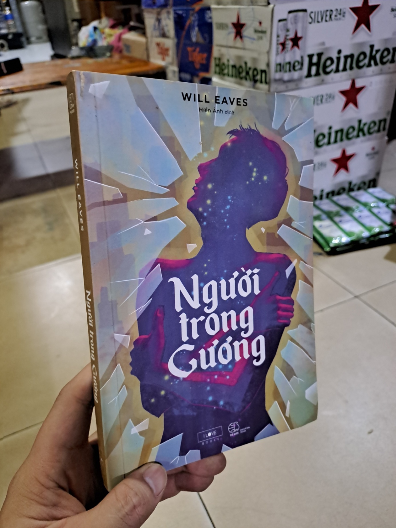 Người trong gương Will Eaves mới 90% 2019 HCM0308 VĂN HỌC (NSX)